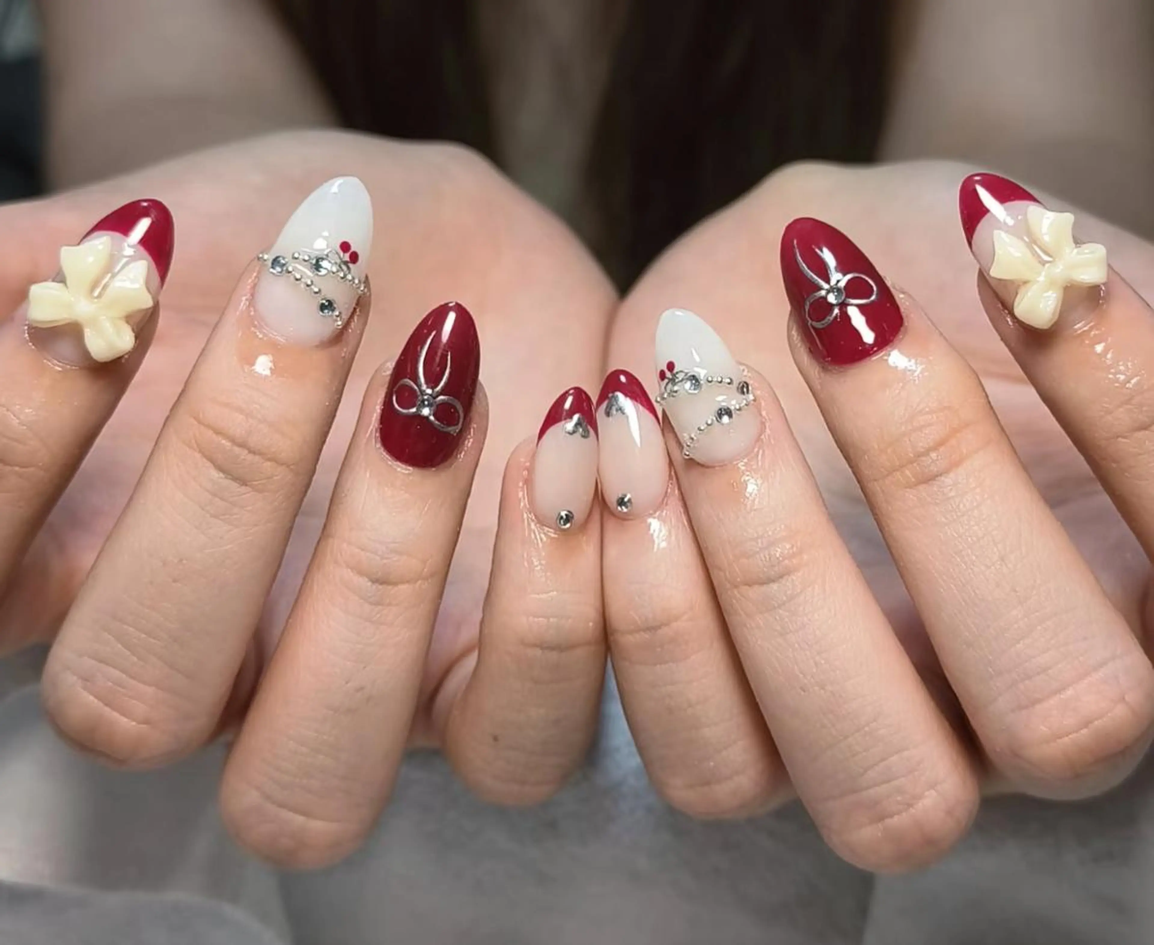ネイル ハンドネイル 🎀 Ayaka_nailのネイルデザイン