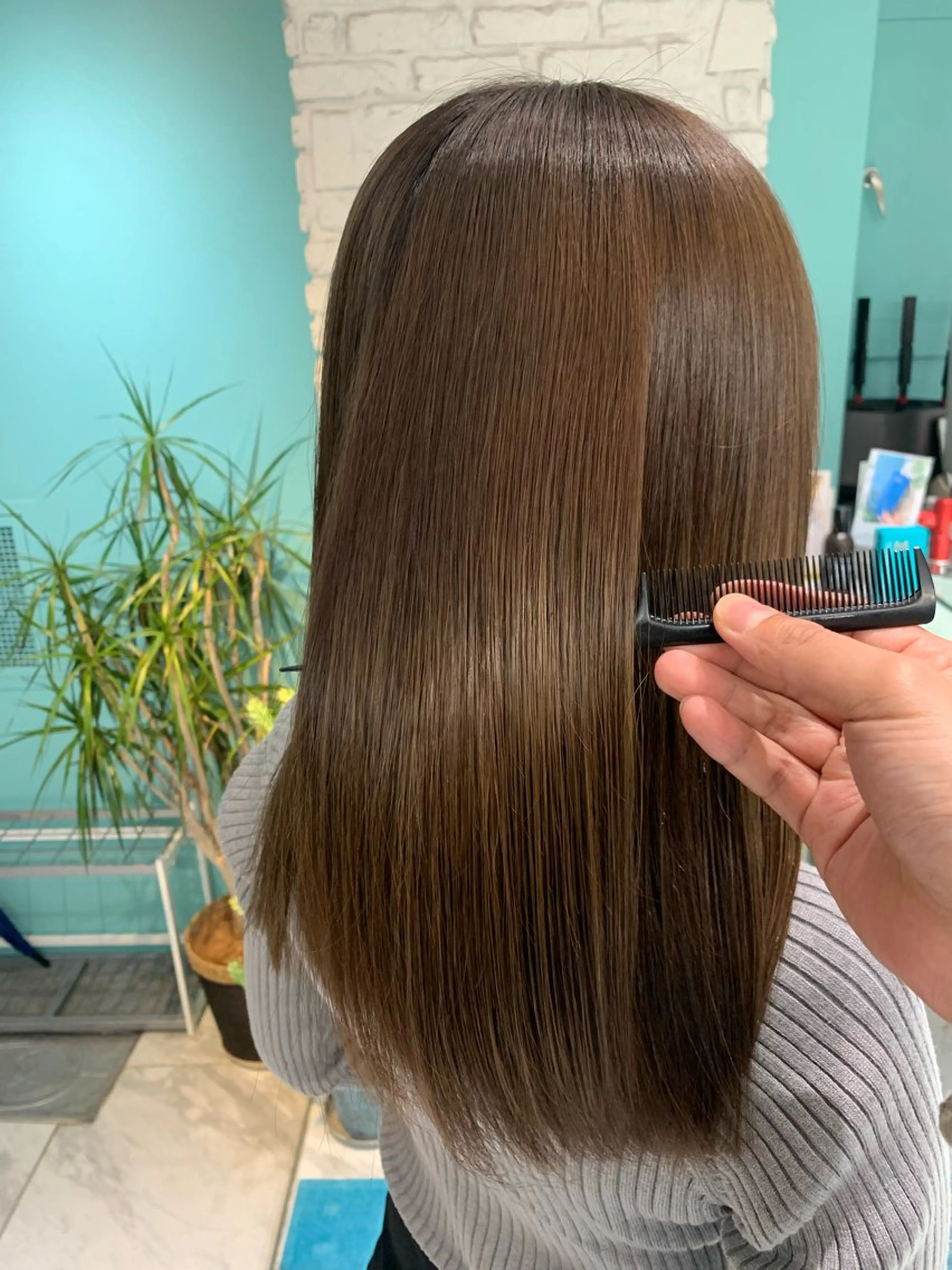 セミロング トリートメント 髪質改善ストレート/レイヤーカット/Lee  Horie所属・髪質改善/縮毛矯正 心斎橋/池本有宏のヘアスタイル