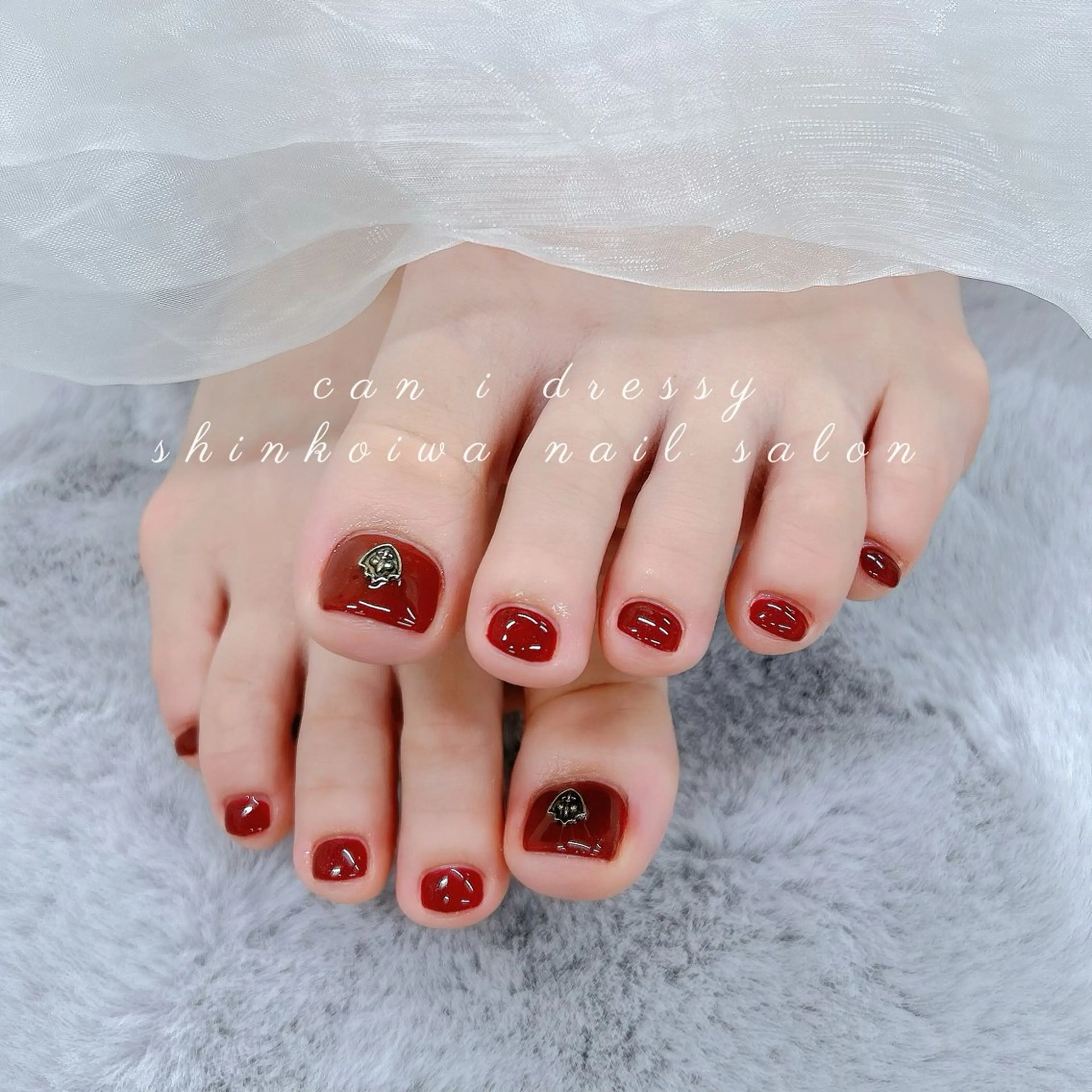 ネイル フットネイル ワンカラーネイル 赤色 フットネイル キャンアイドレッシー 新小岩のネイルデザイン