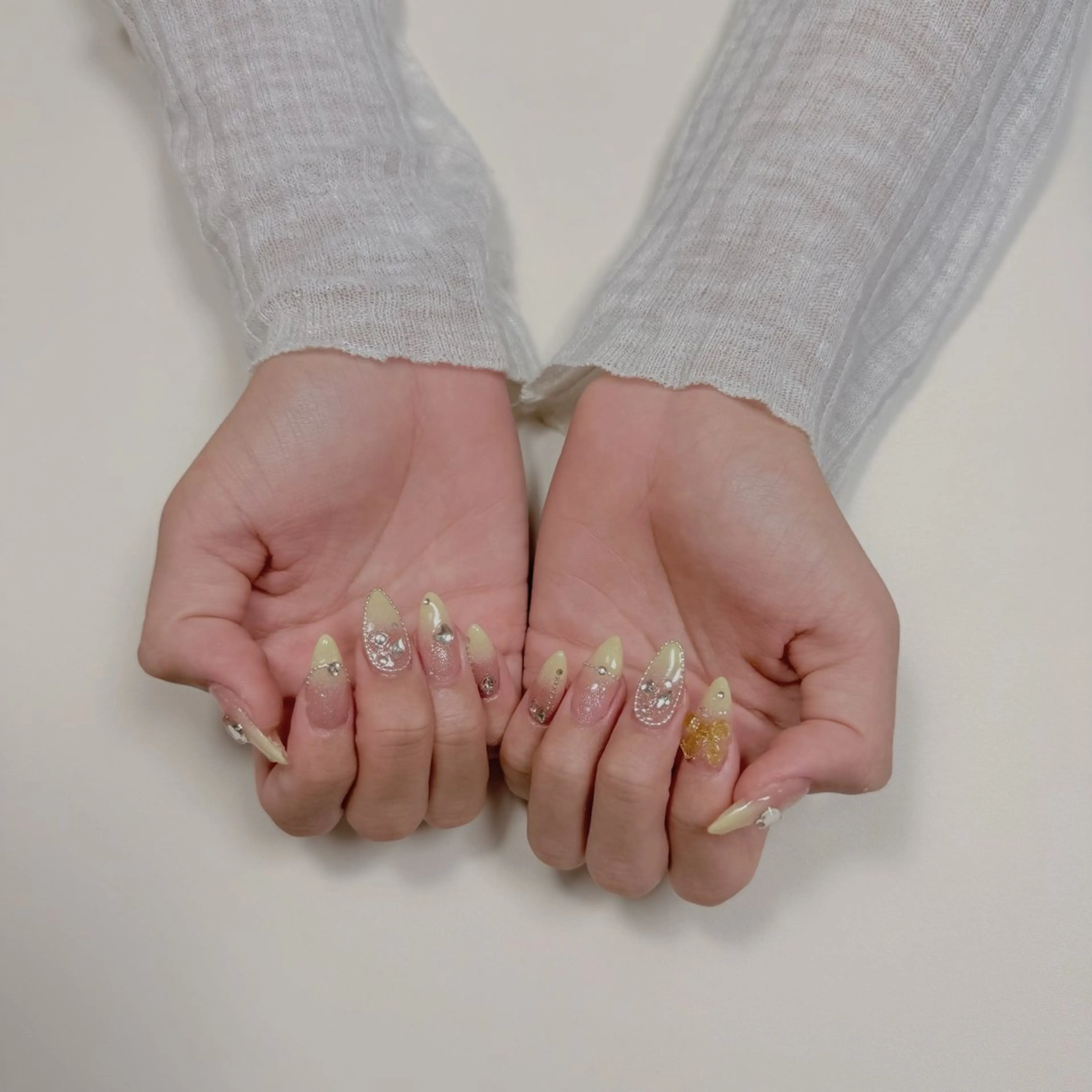ネイル ハンドネイル BERA NAILSのネイルデザイン