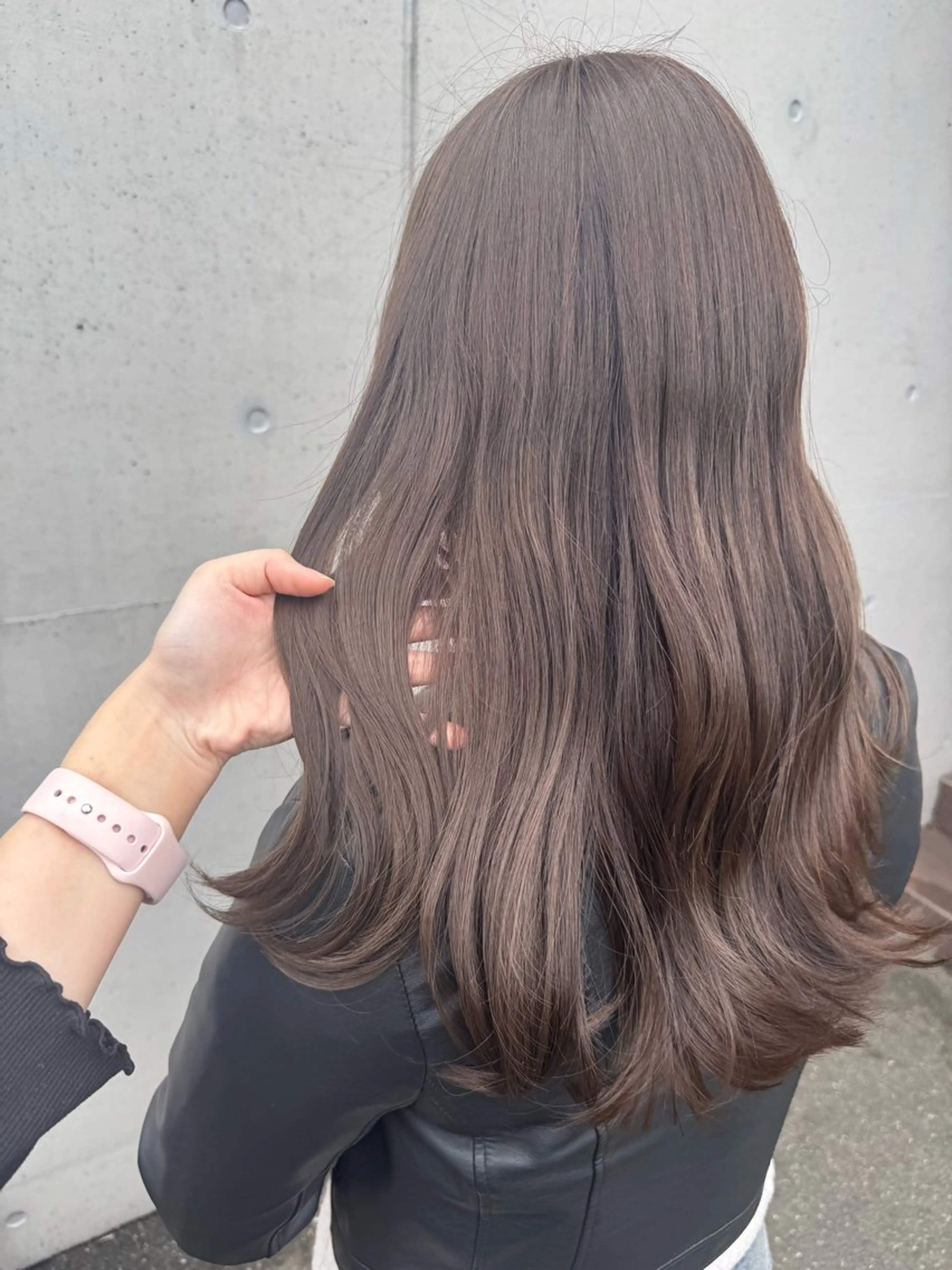 ロング カット ヘアカラー トリートメント 岸田莉奈/ ゆるふわ/ナチュラルのヘアスタイル