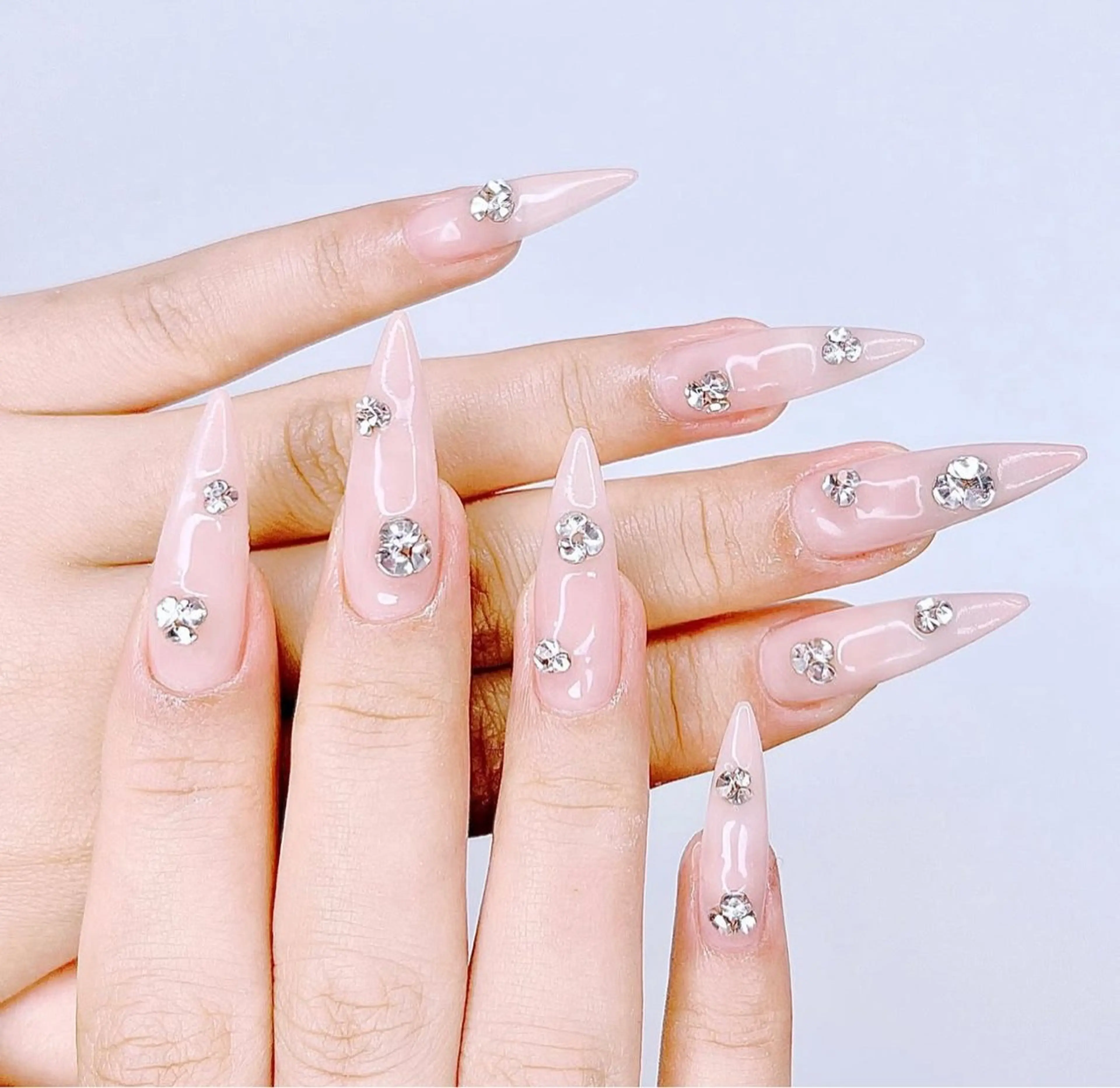 ネイル オーロラネイル クリアネイル フラッシュネイル ジェルネイル グラデーション ハンドネイル Amee Nail Salonのネイルデザイン