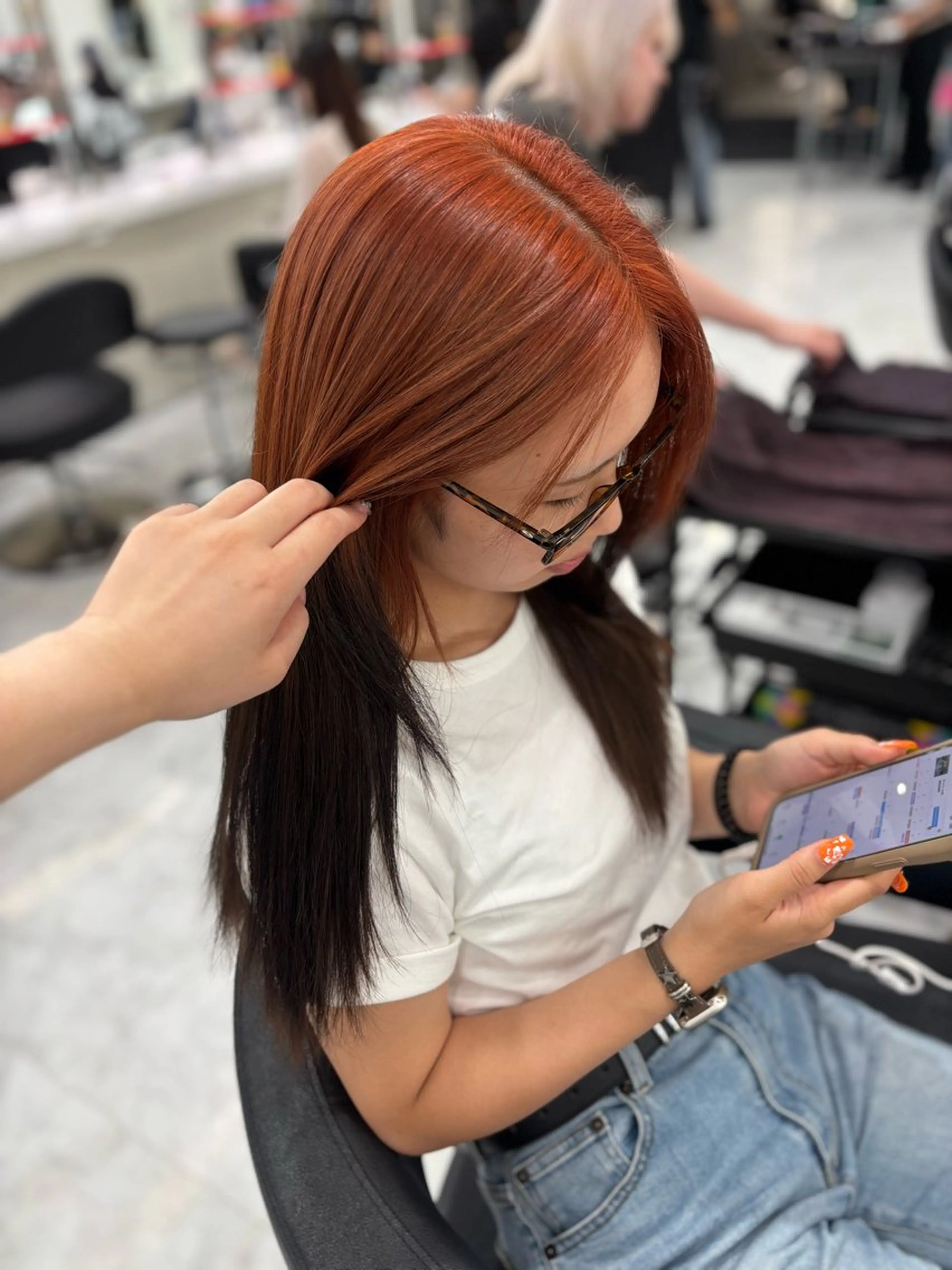 ロング ヘアカラー まろっと艶感ブラウン ベージュ🤍まなかのヘアスタイル