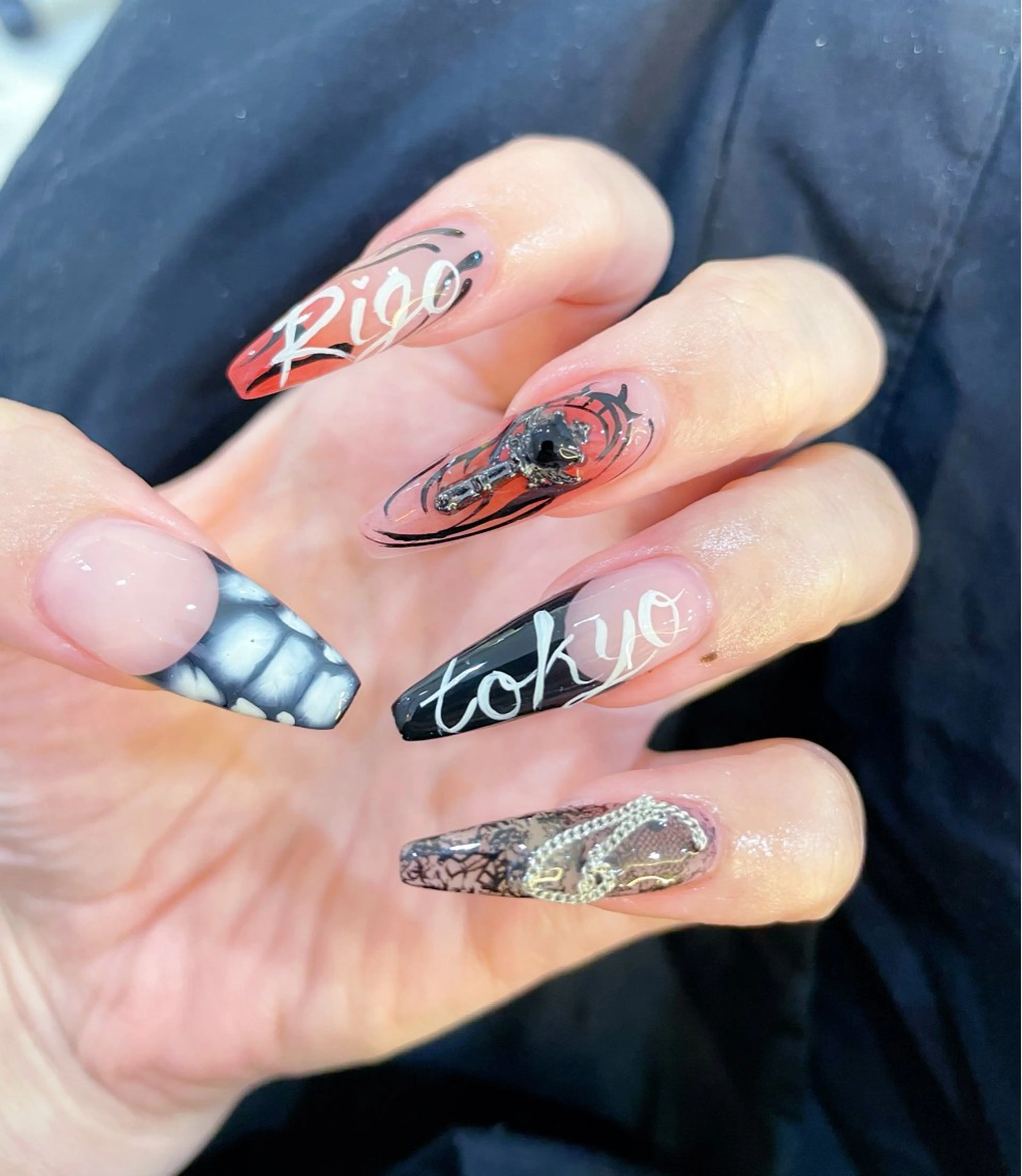 ネイル チークネイル フレンチネイル ガラスフレンチ グラデーション キラキラネイル Rin Nail 新大久保店のネイルデザイン