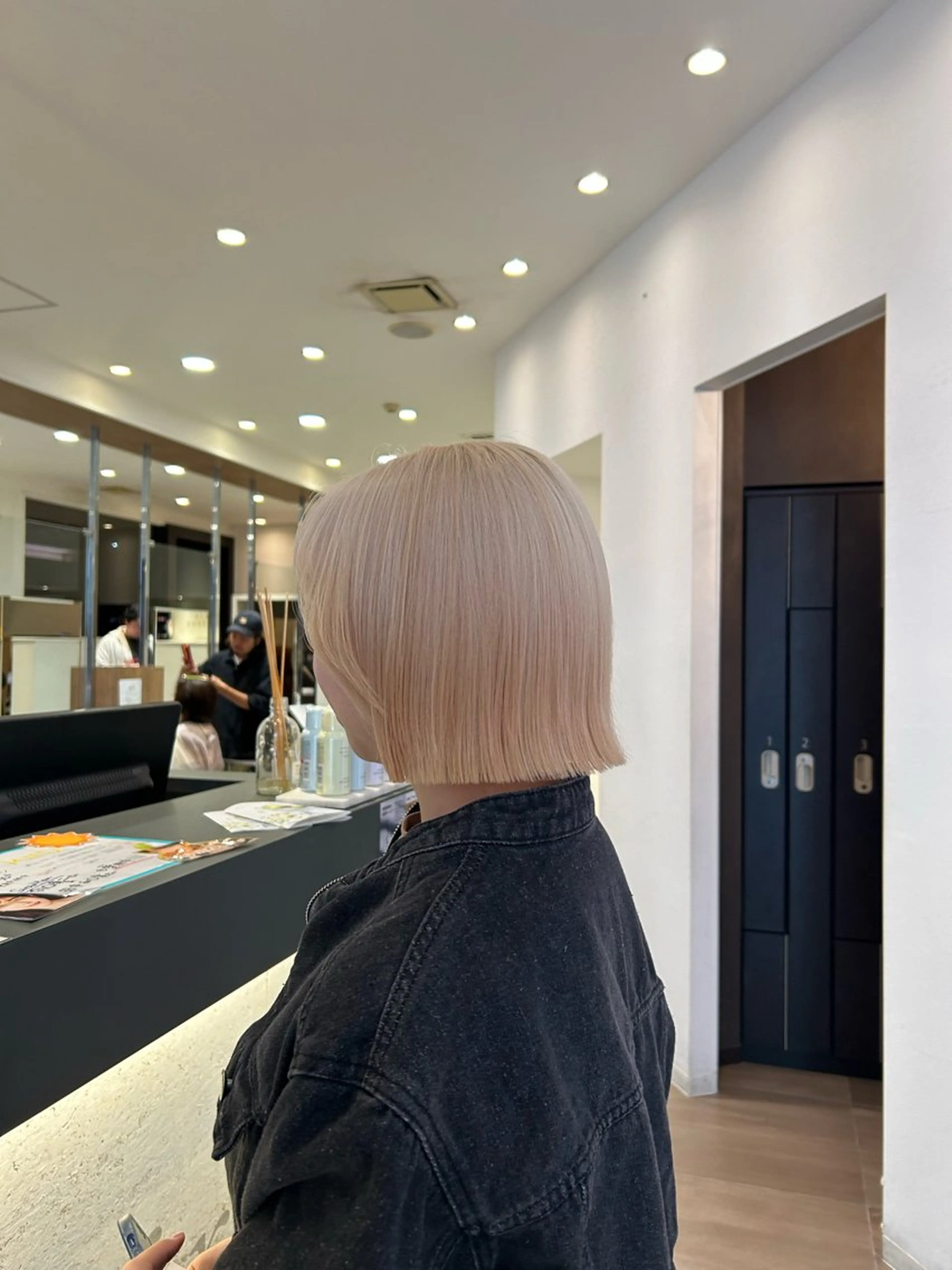 カラー ブリーチ ハイトーンカラー カット ヘアカラー brace あべの/ Nicoのヘアスタイル