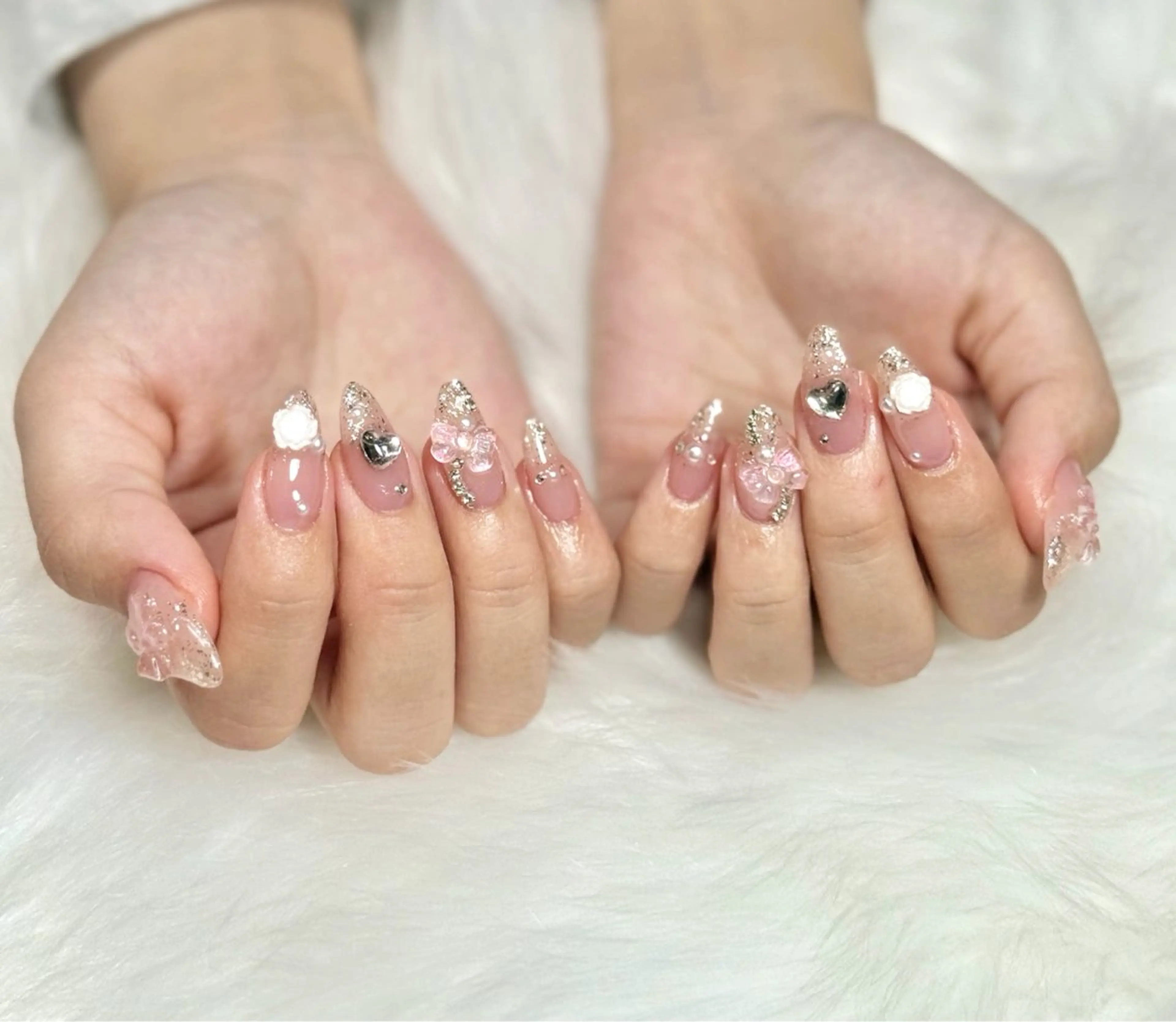ネイル オーロラネイル チークネイル フットネイル フレンチネイル ジェルネイル Nichi Nailsのネイルデザイン