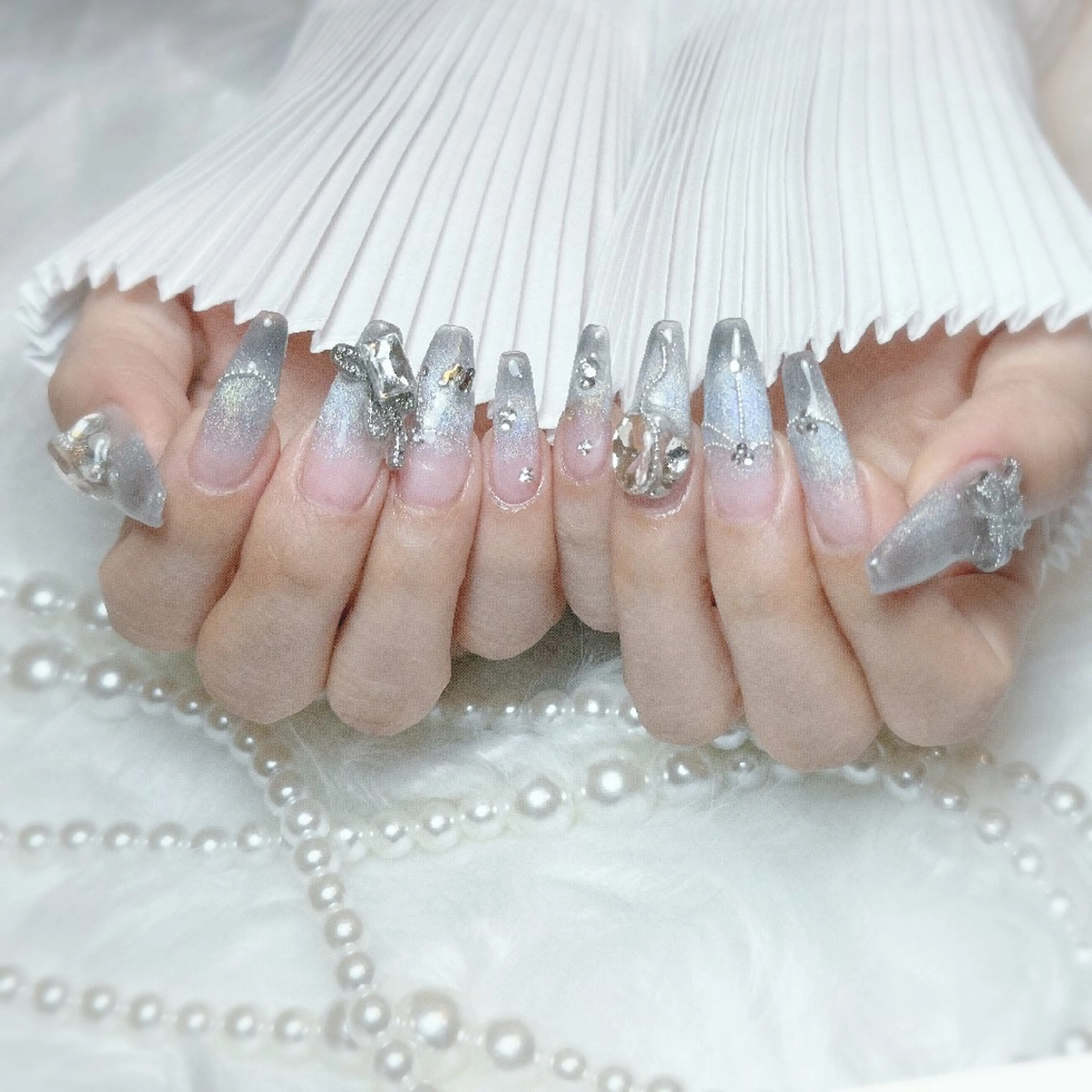 ネイル 🌈Yun nail hyejin💋のネイルデザイン