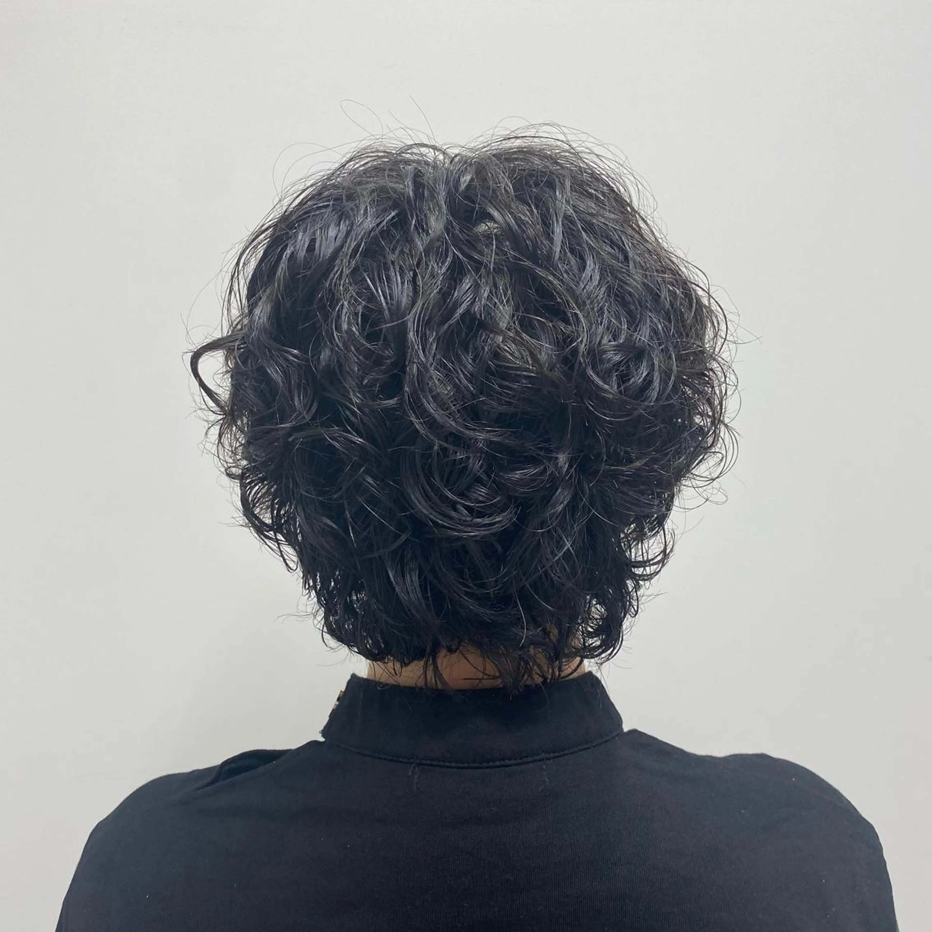 ミディアム ミディアムパーマ 村山 豪歩のヘアスタイル