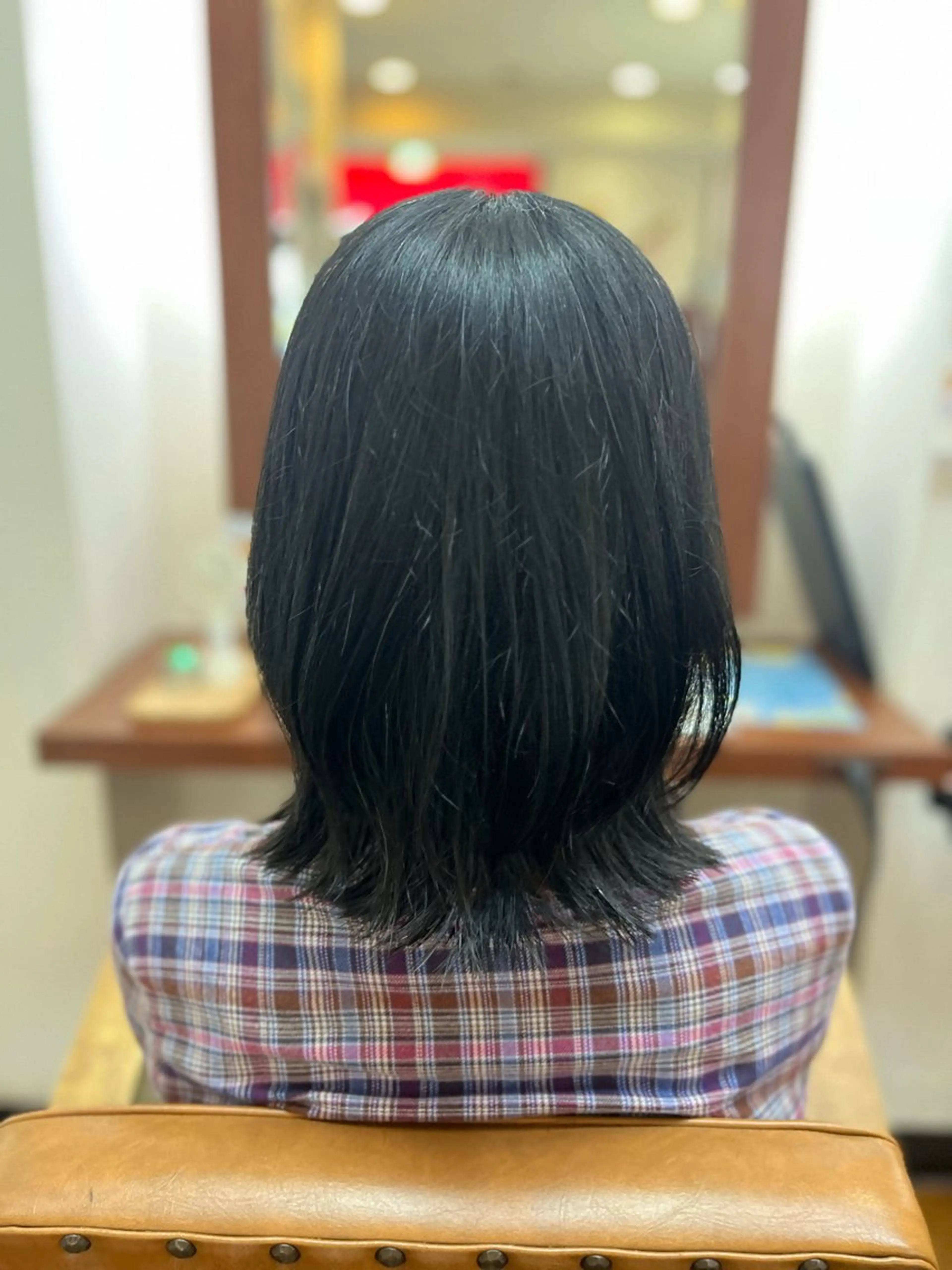 ミディアム 富田 響のヘアスタイル