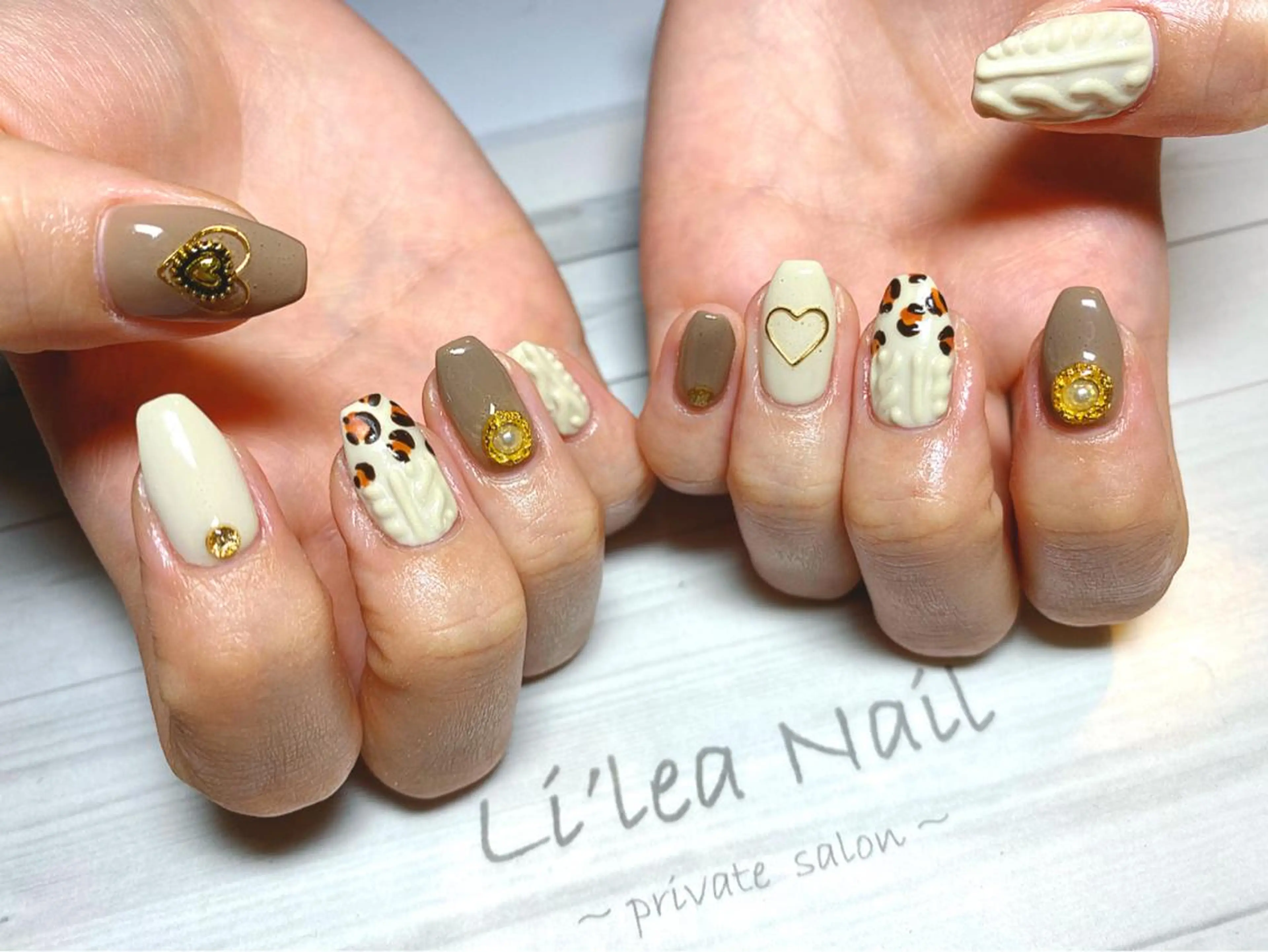 ネイル Li'leaNail AINAのネイルデザイン