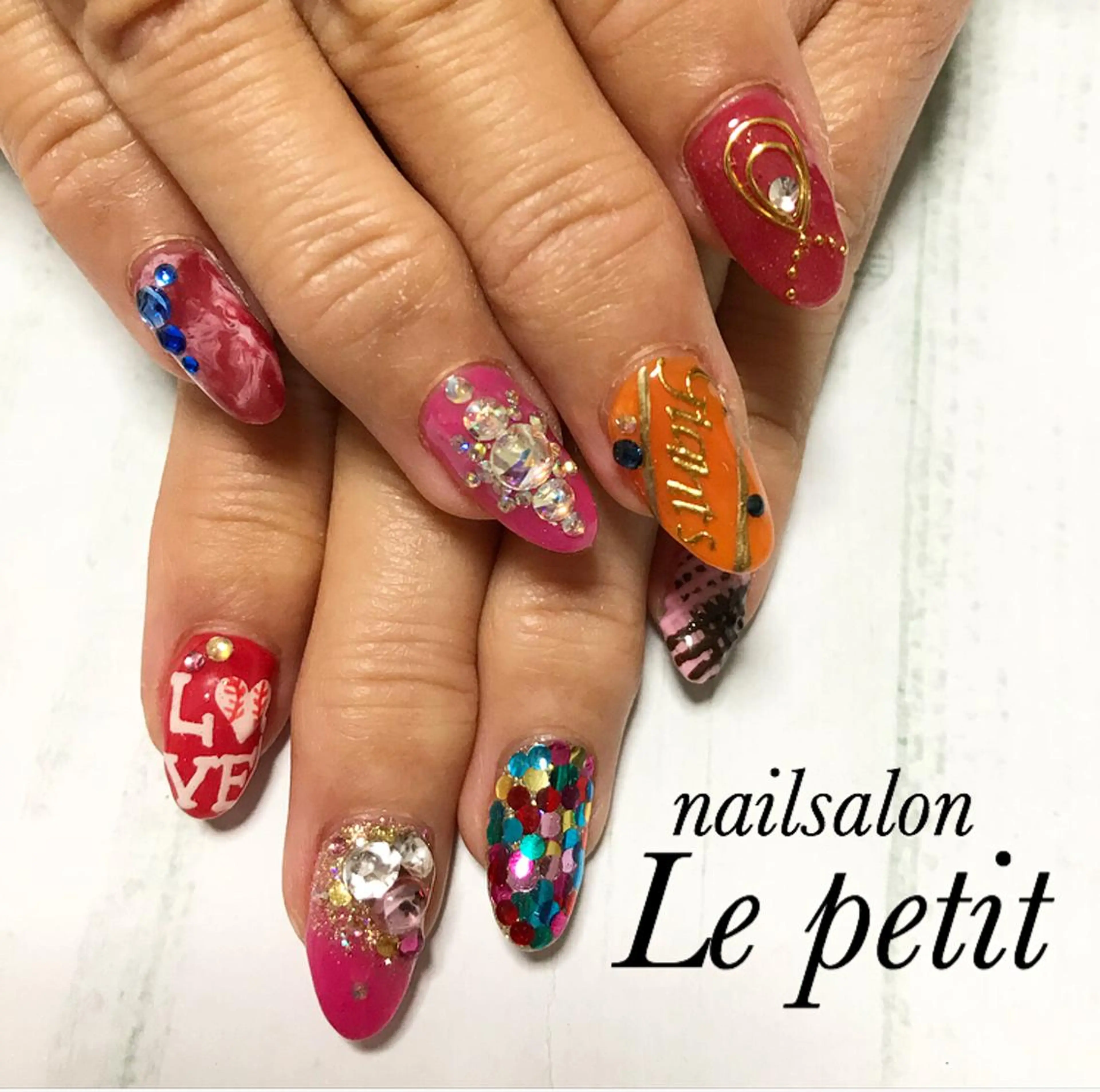 ネイル 石野 広佳のネイルデザイン