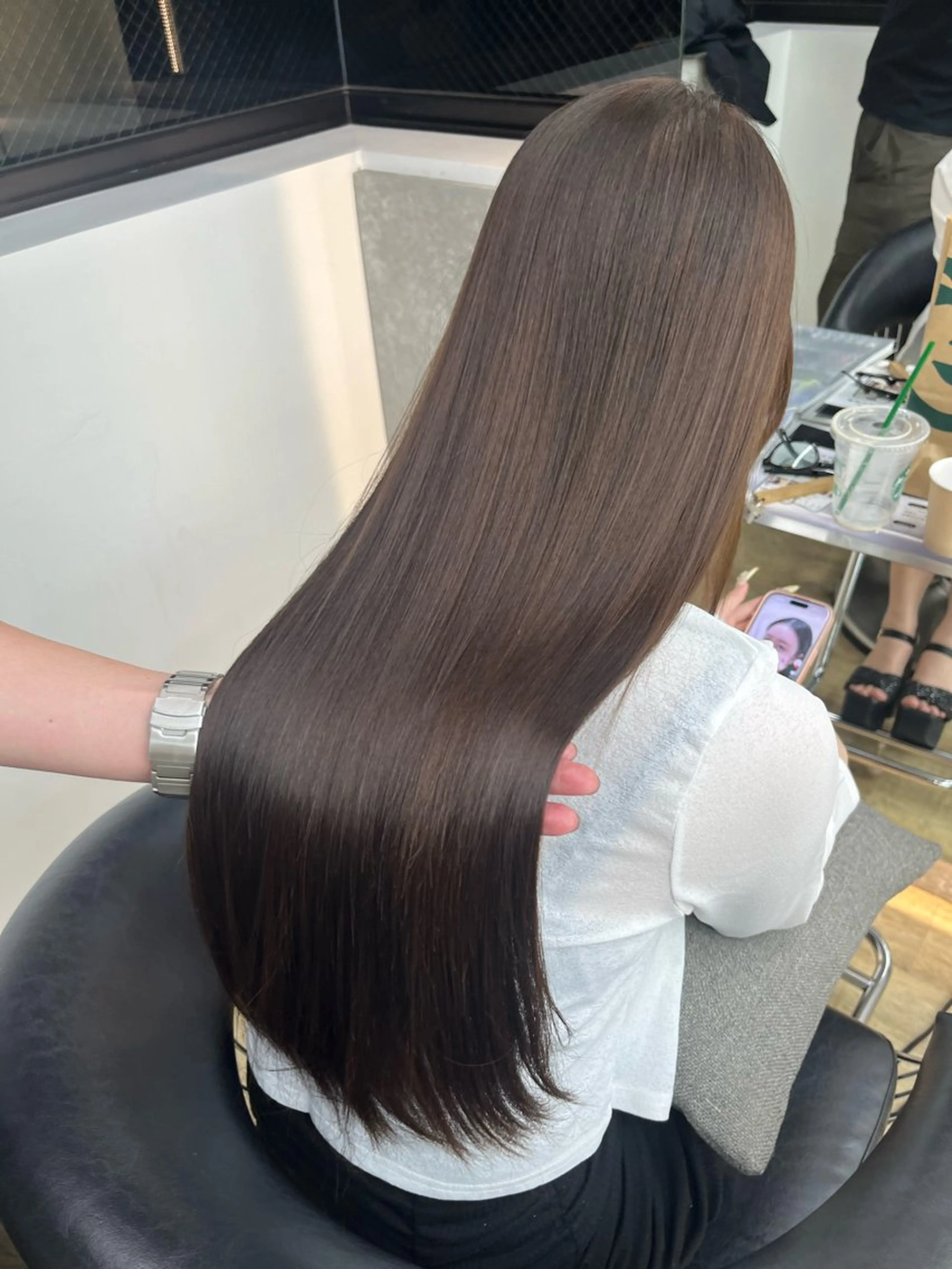 ロング カラー 透明感カラー縮毛矯正 レイヤー/えいすけのヘアスタイル