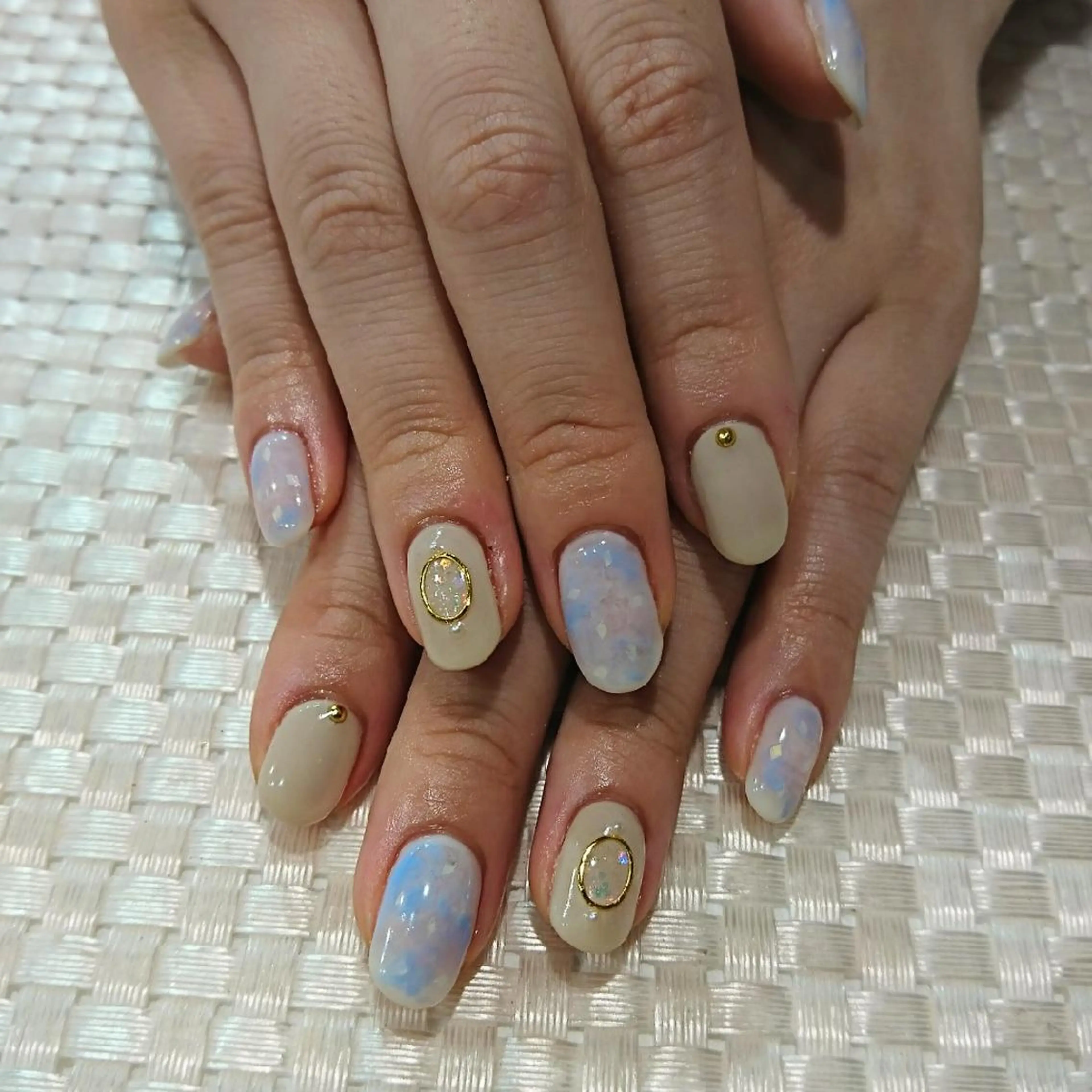 ネイル ニュアンスネイル みー shakushiroのネイルデザイン