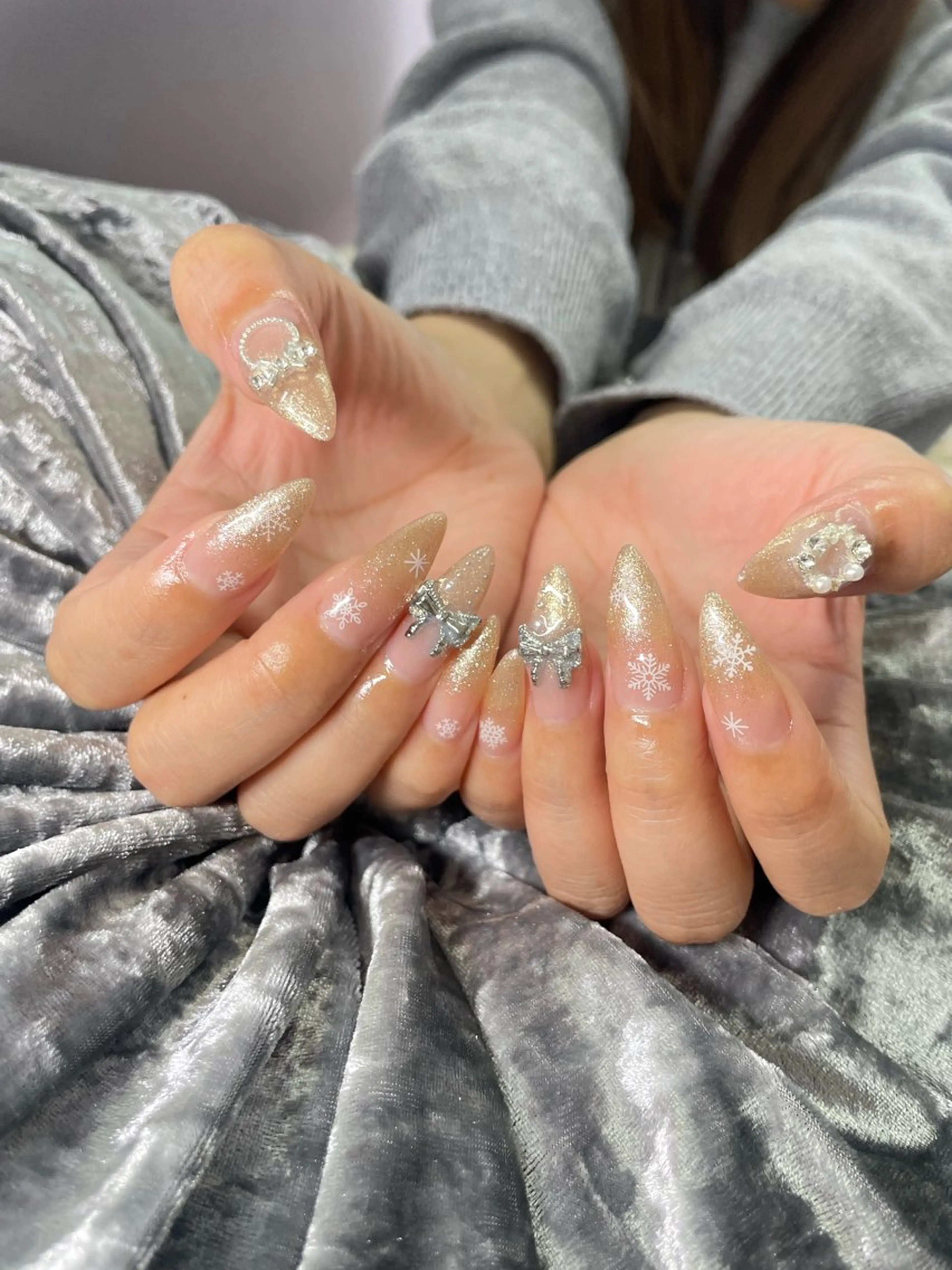 ネイル ハンドネイル Mumu眉毛,ネイル モデル募集中🪄のネイルデザイン