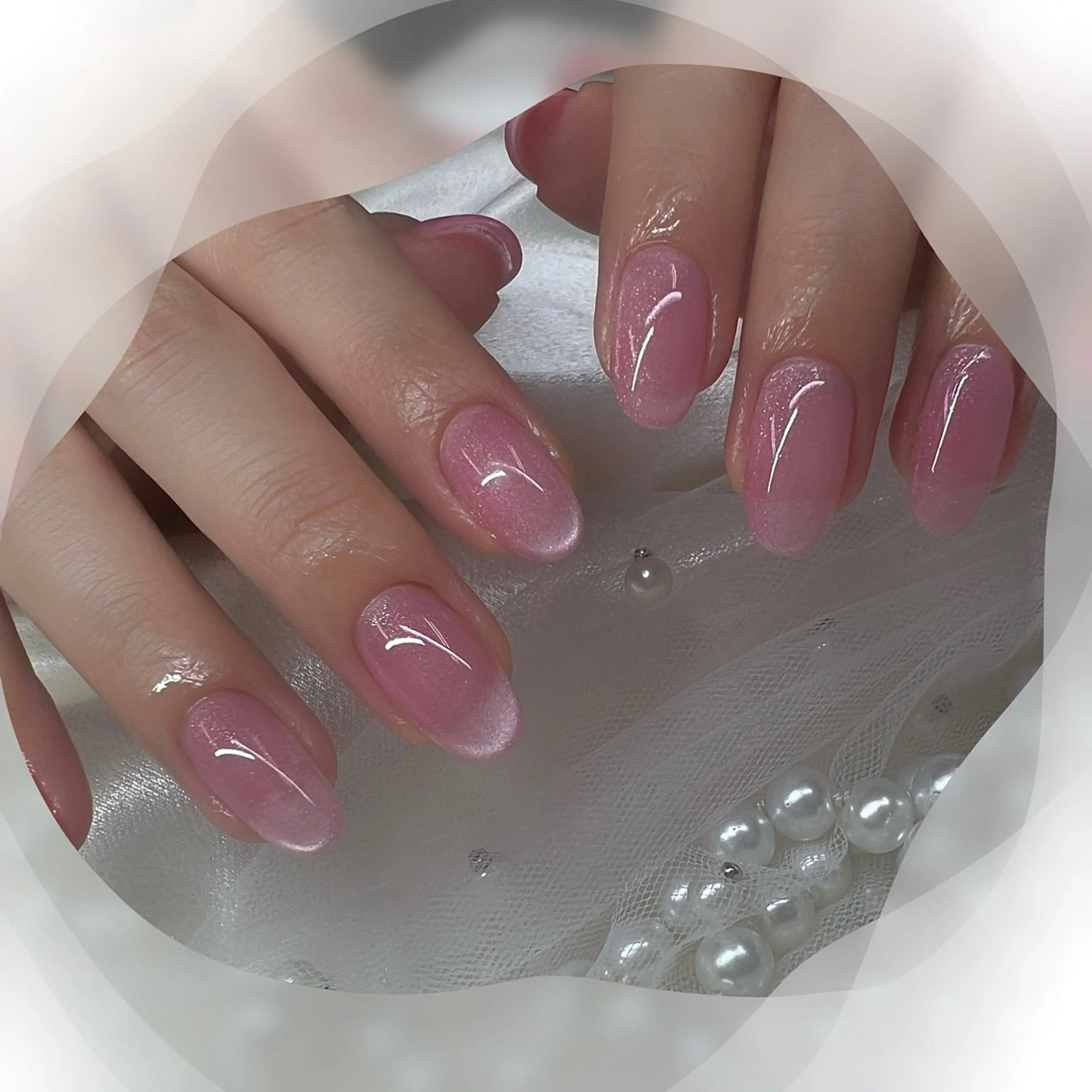 ネイル チークネイル フレンチネイル ガーリー ガラスフレンチ グラデーション ハンドネイル Chill Nailsalonのネイルデザイン