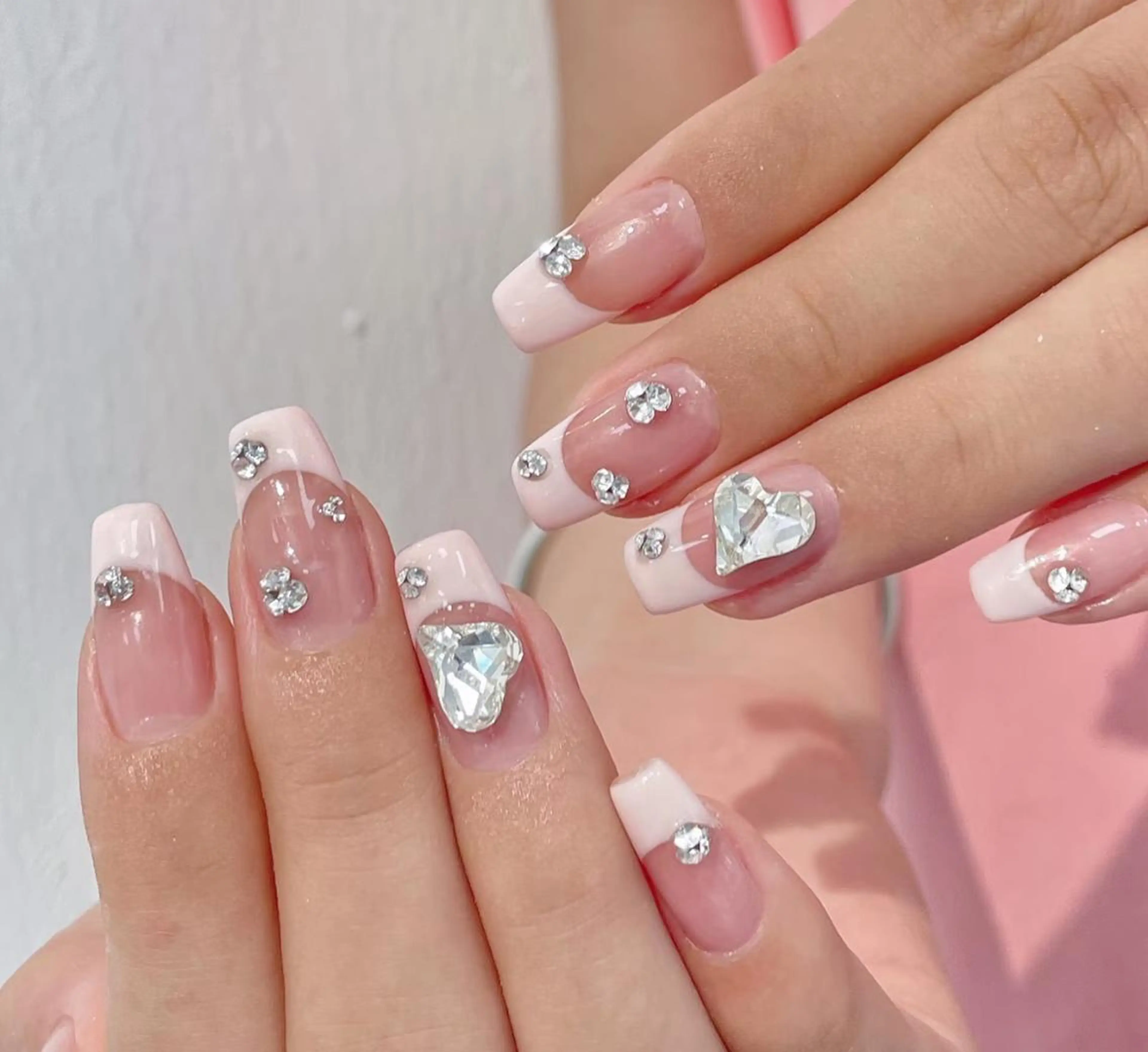 ネイル ハンドネイル 🎀 Ayaka_nailのネイルデザイン