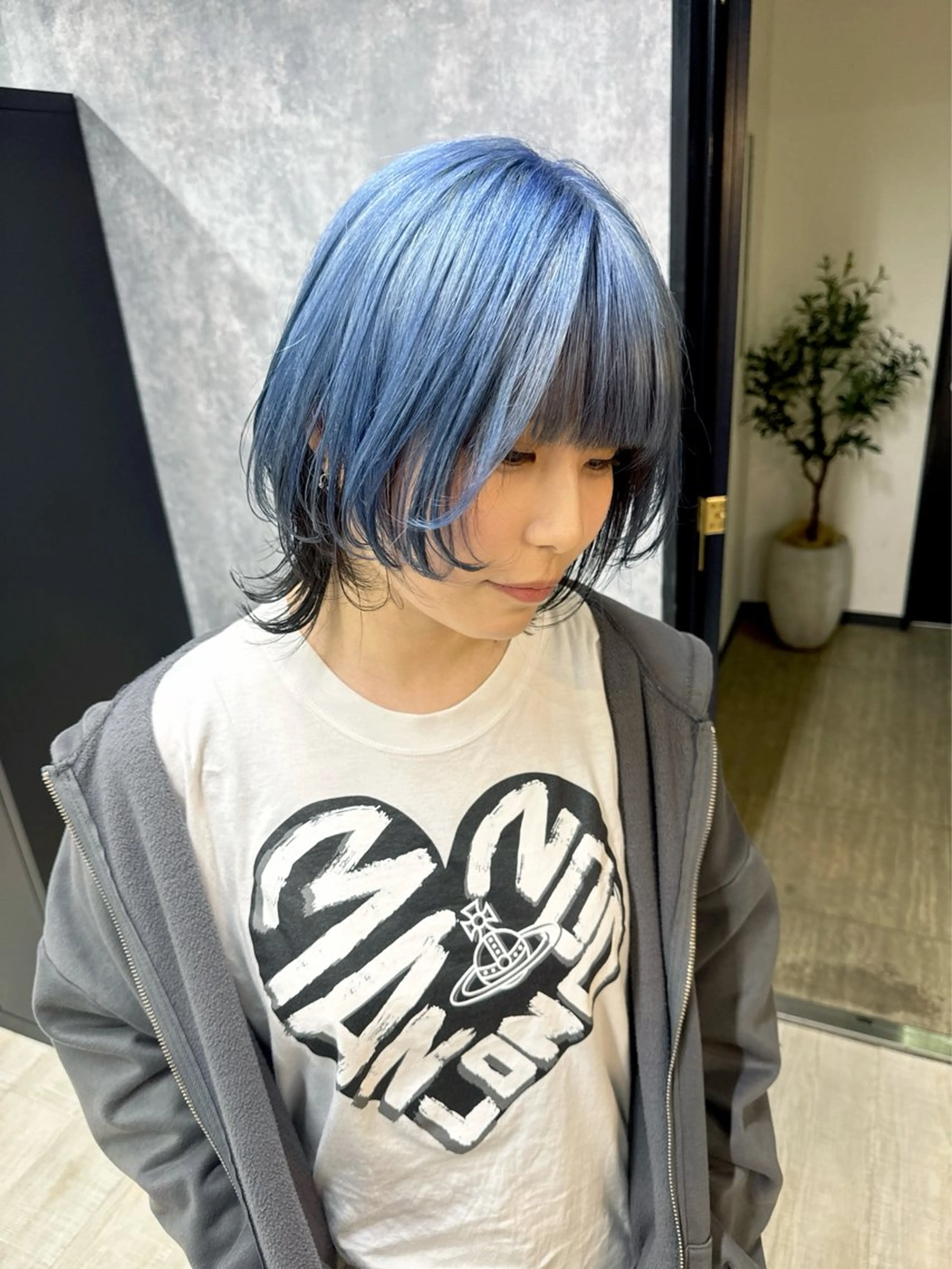 ミディアム カラー ブリーチ ケアブリーチ ダブルカラー イヤリングカラー ハイトーンカラー 【.ico】心斎橋/ ウルフ/飛田ゆうきのヘアスタイル