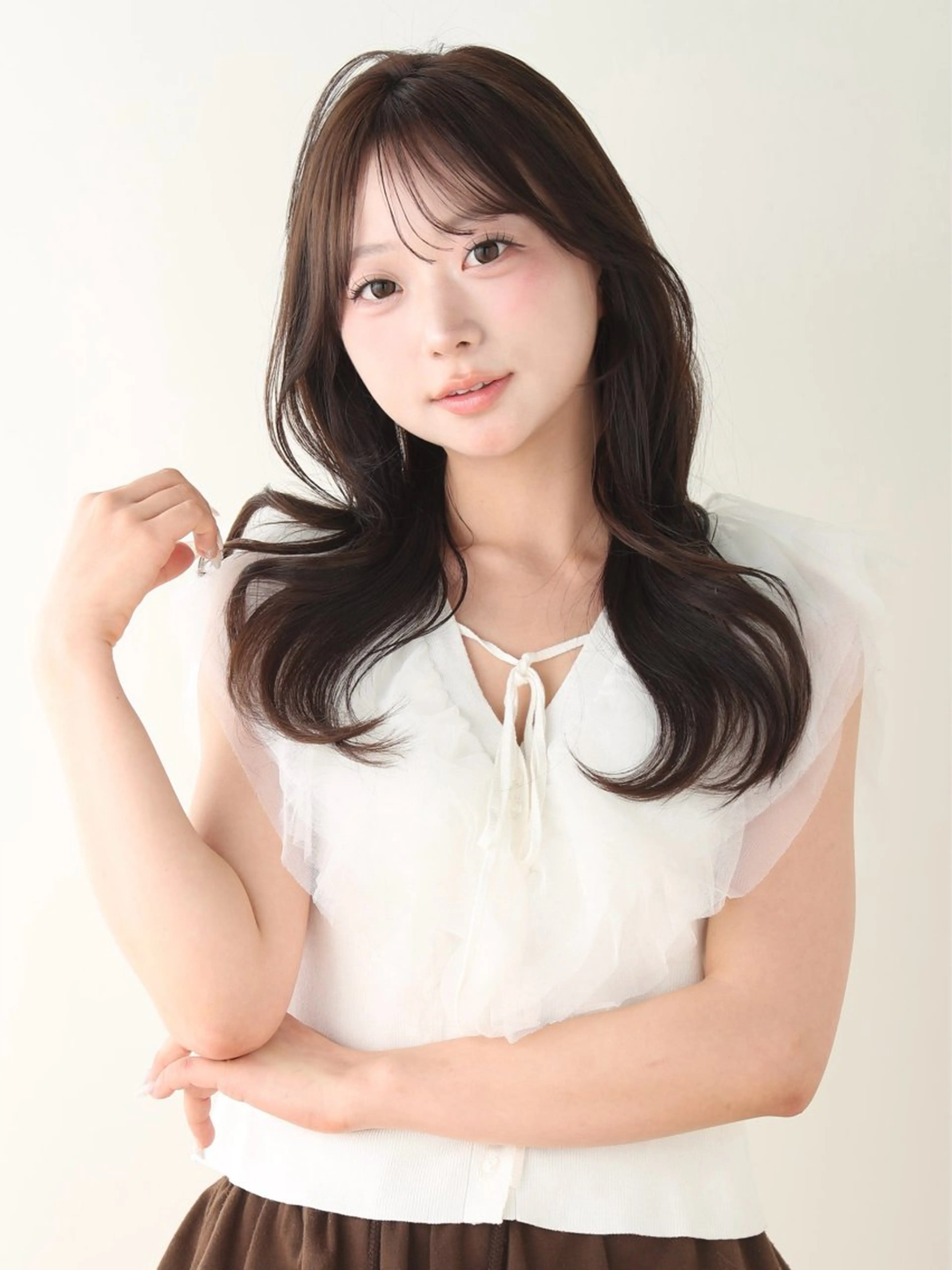 セミロング 顔周りカット 韓国風ヘア 小顔カット カット ヘアカラー ️🫧中島遼香🫧 Ess🪽髪質改善のヘアスタイル