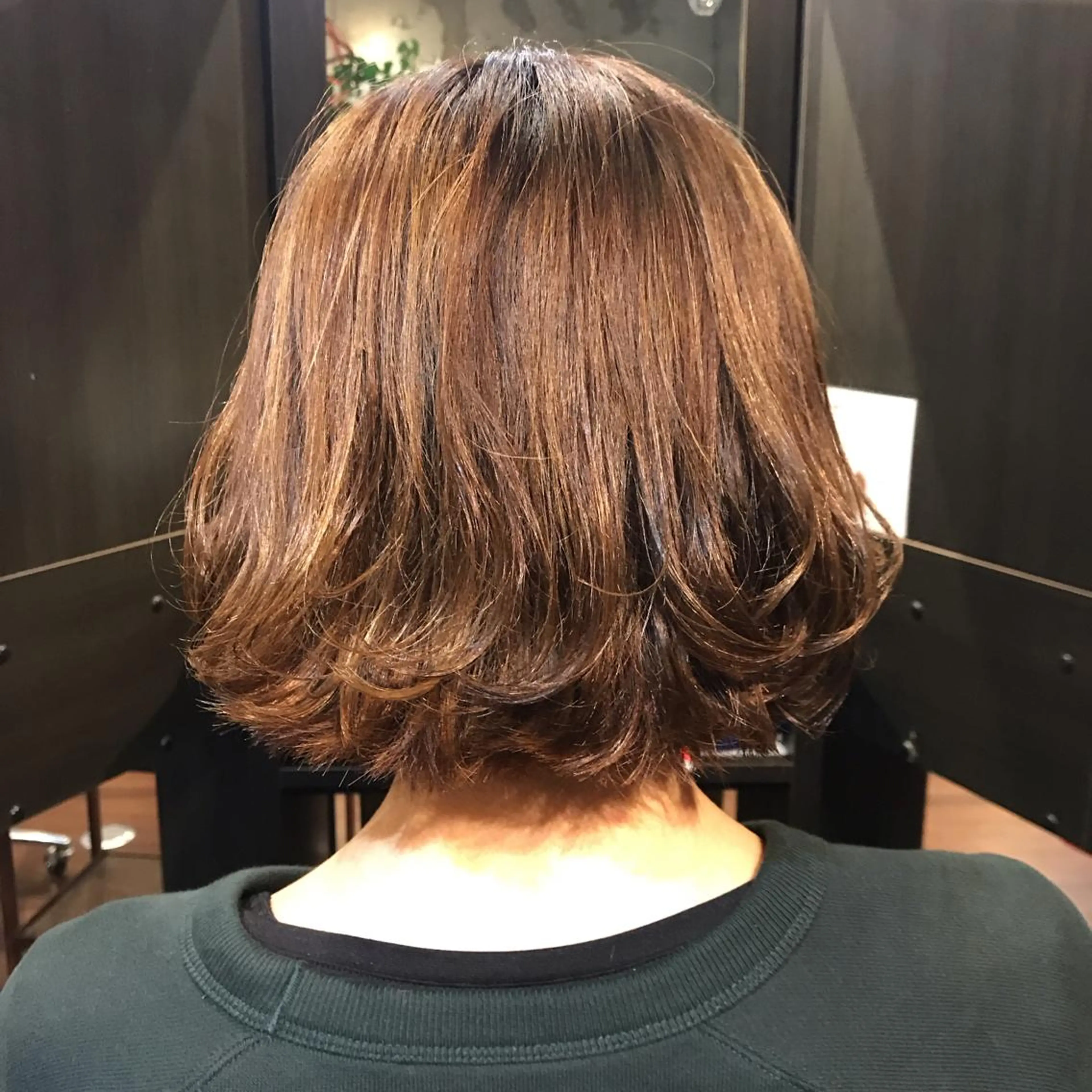 ミディアム 切りっぱなしボブ ボブ ナカジマ ハルカのヘアスタイル