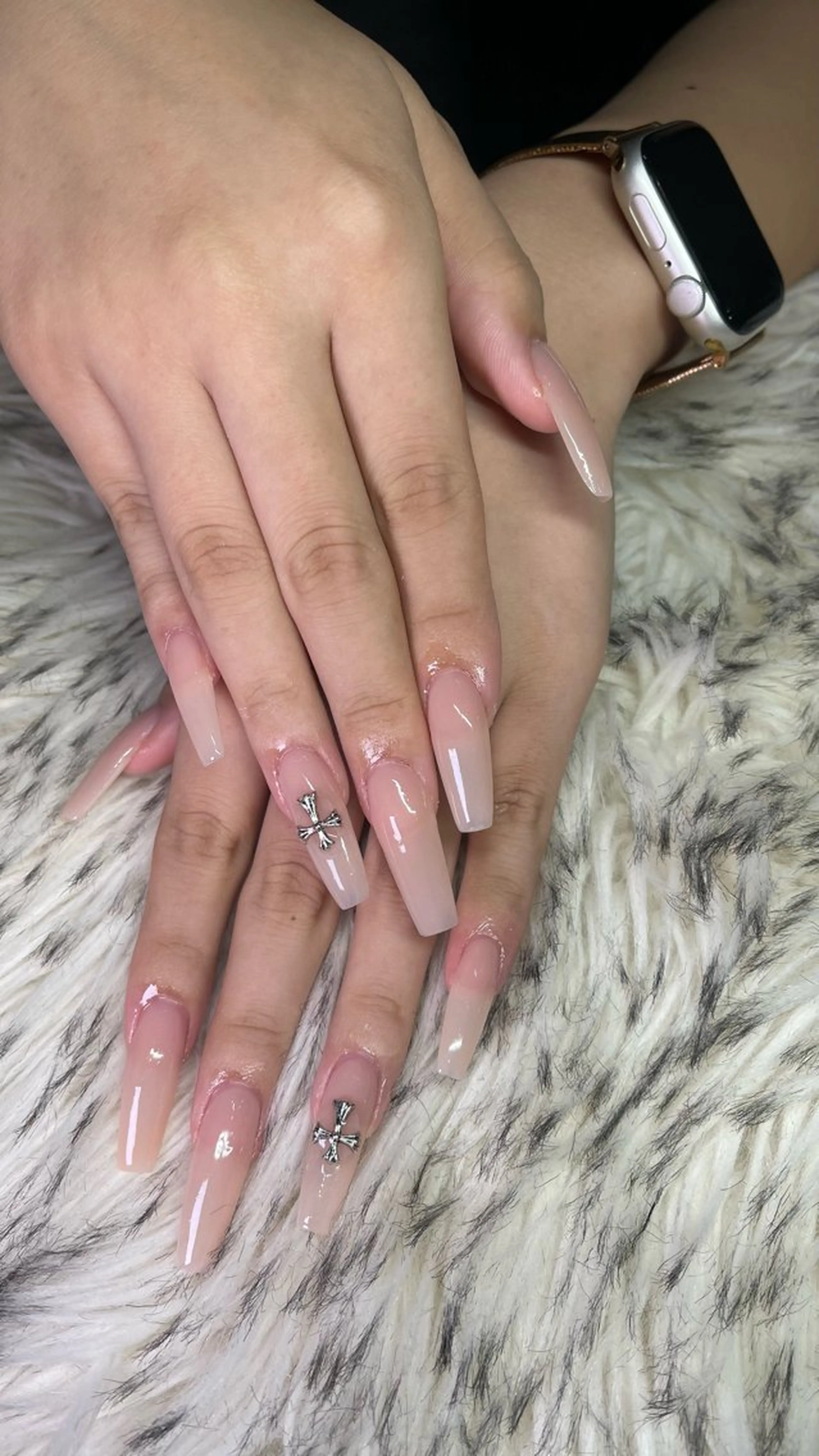 ネイル ハンドネイル NAIL FOCUS Lisaのネイルデザイン