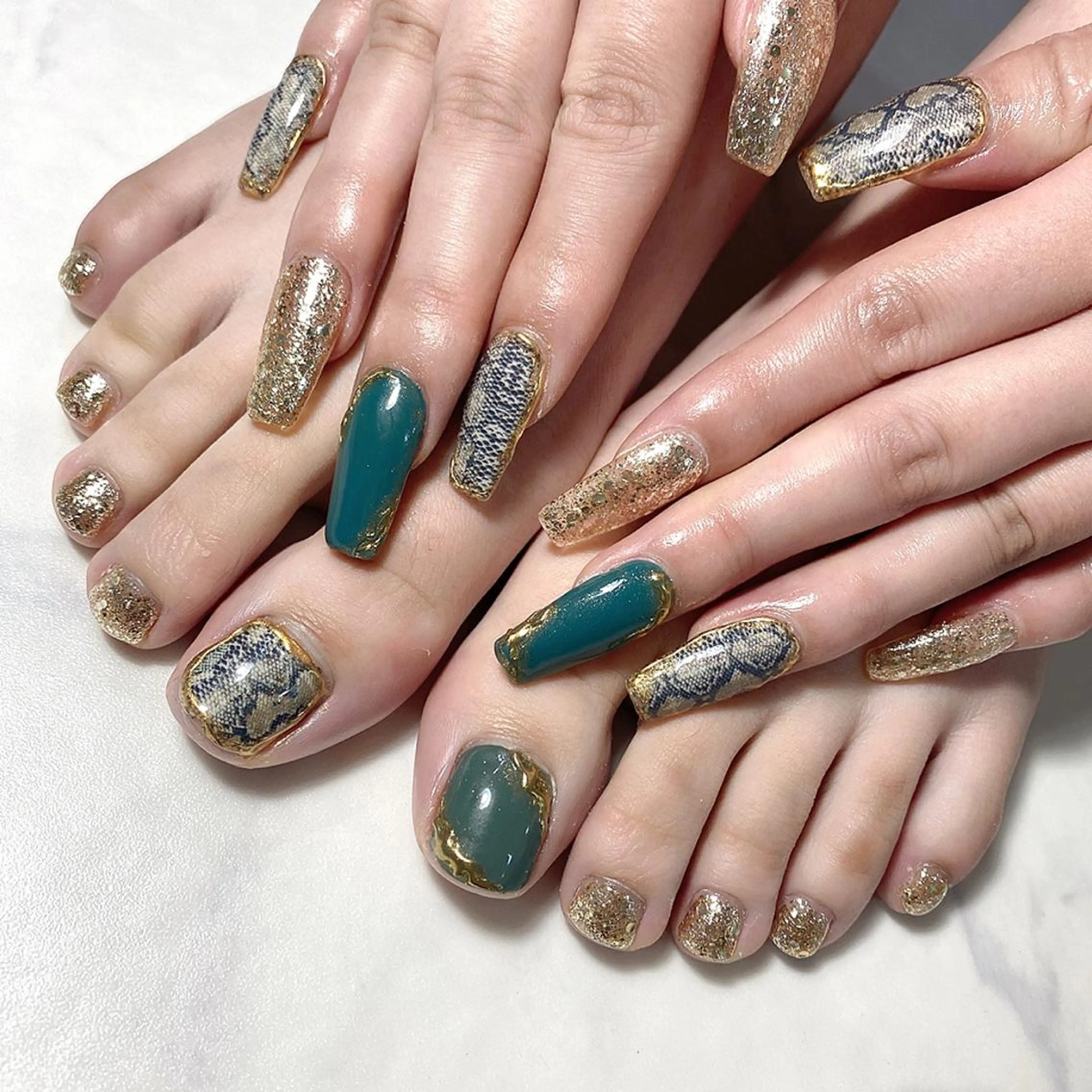 ネイル ハンドネイル RiLion💗 Risa🦋💜のネイルデザイン