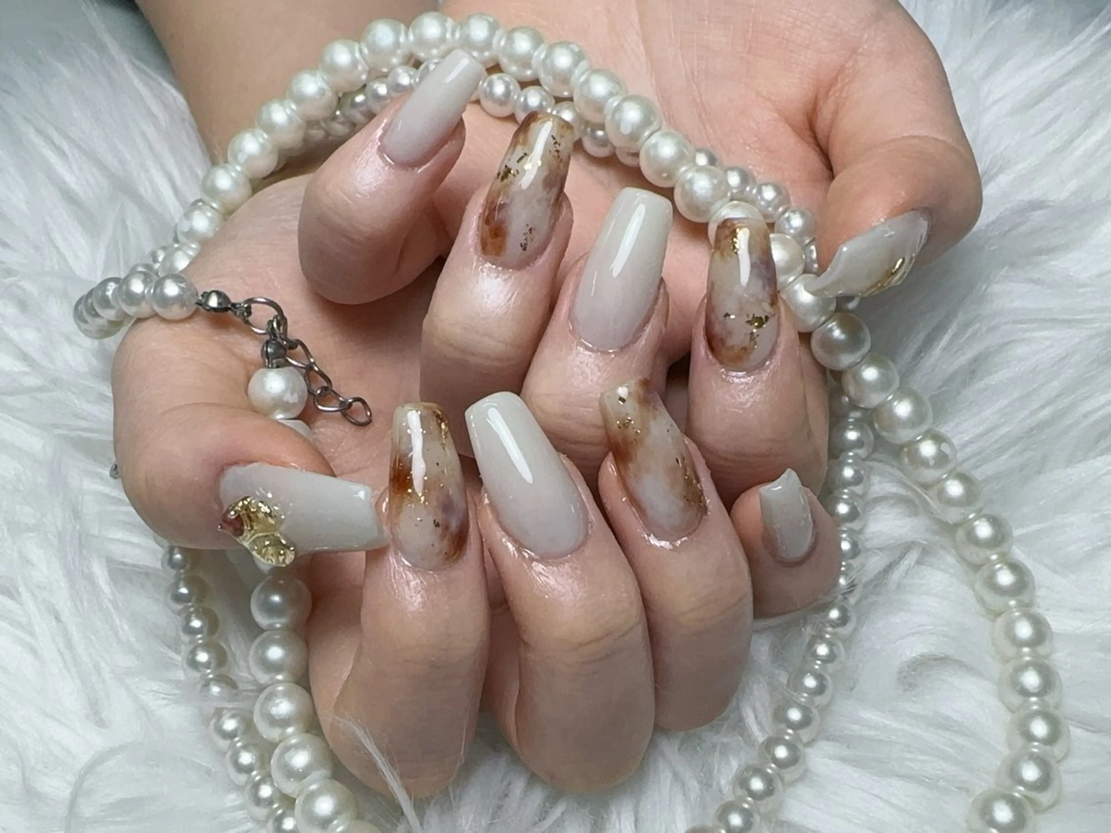 ネイル 長さ出し フレンチネイル ジェルネイル ガラスフレンチ 韓国ネイル ハンドネイル ハンドケア For U nail スカルプ専門店のネイルデザイン