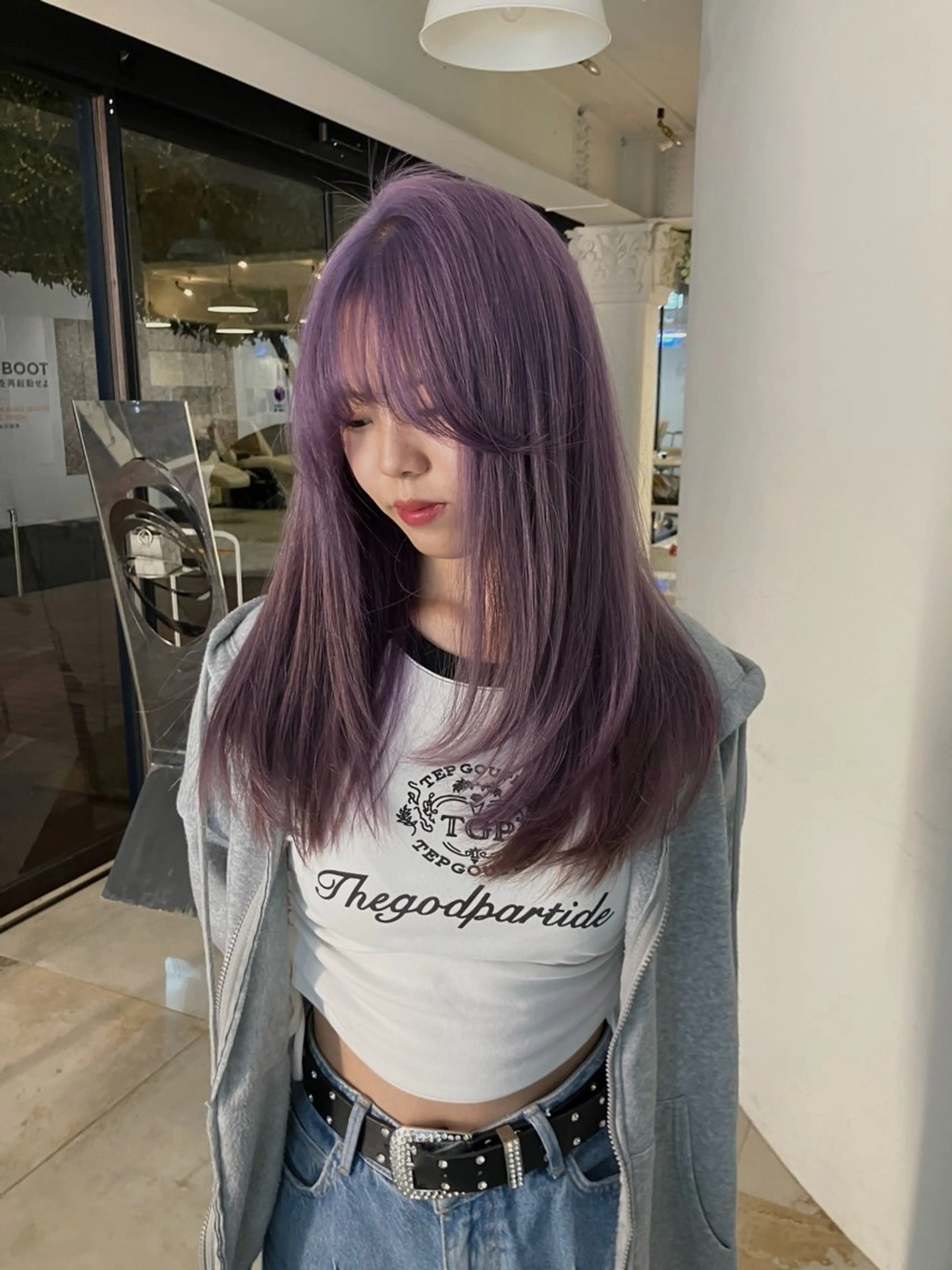 ロング カラー ラベンダーカラー パープルカラー シルバー ヘアカラー トリートメント Hanaka🐈‍⬛ 海外×ニュアンスのヘアスタイル