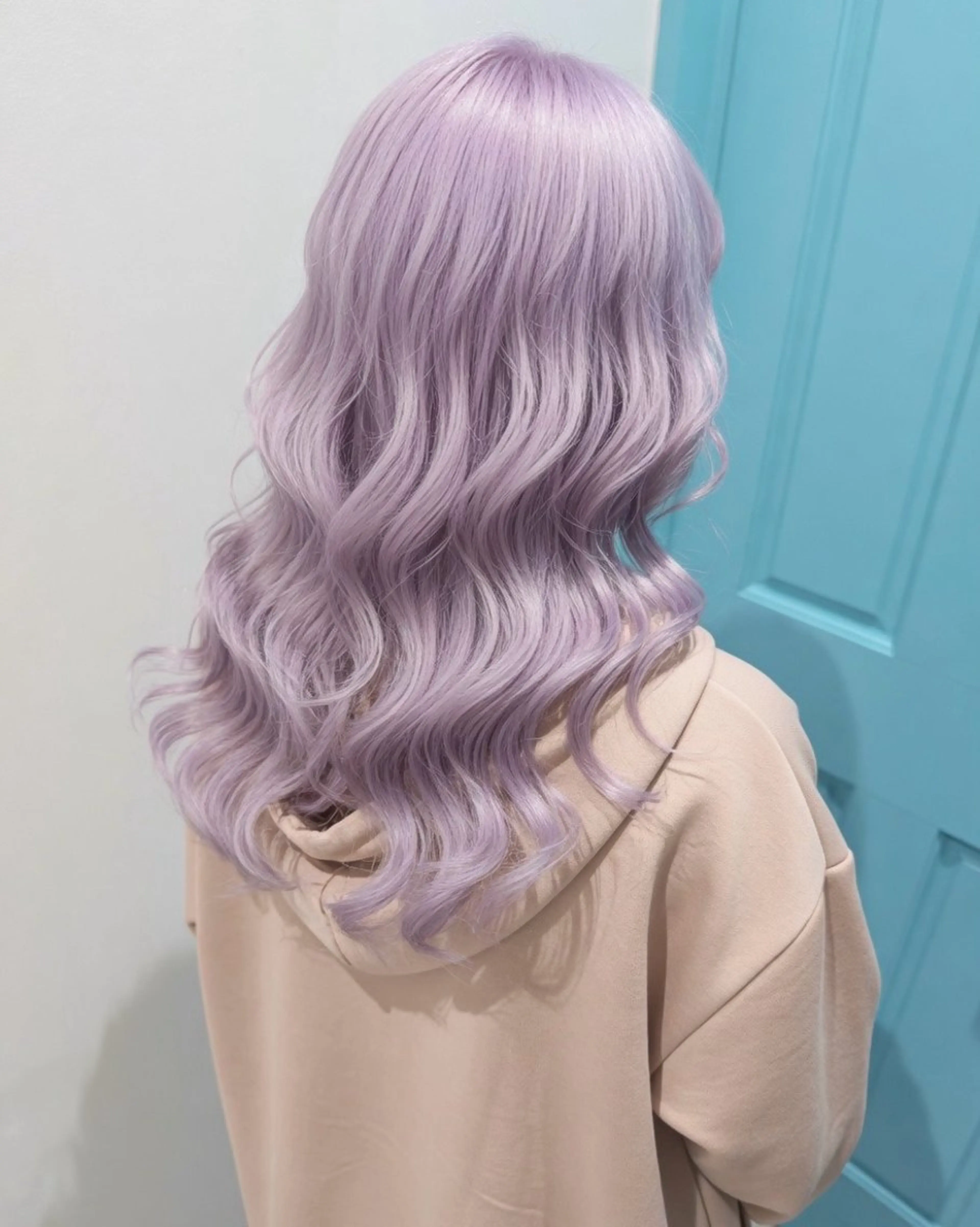 セミロング カラー ヘアアレンジ ベージュカラー ラベンダーカラー ラベンダーベージュ ラベンダーピンク ピンクカラー ヘアカラー ハイトーン特化🤍 浦住のヘアスタイル