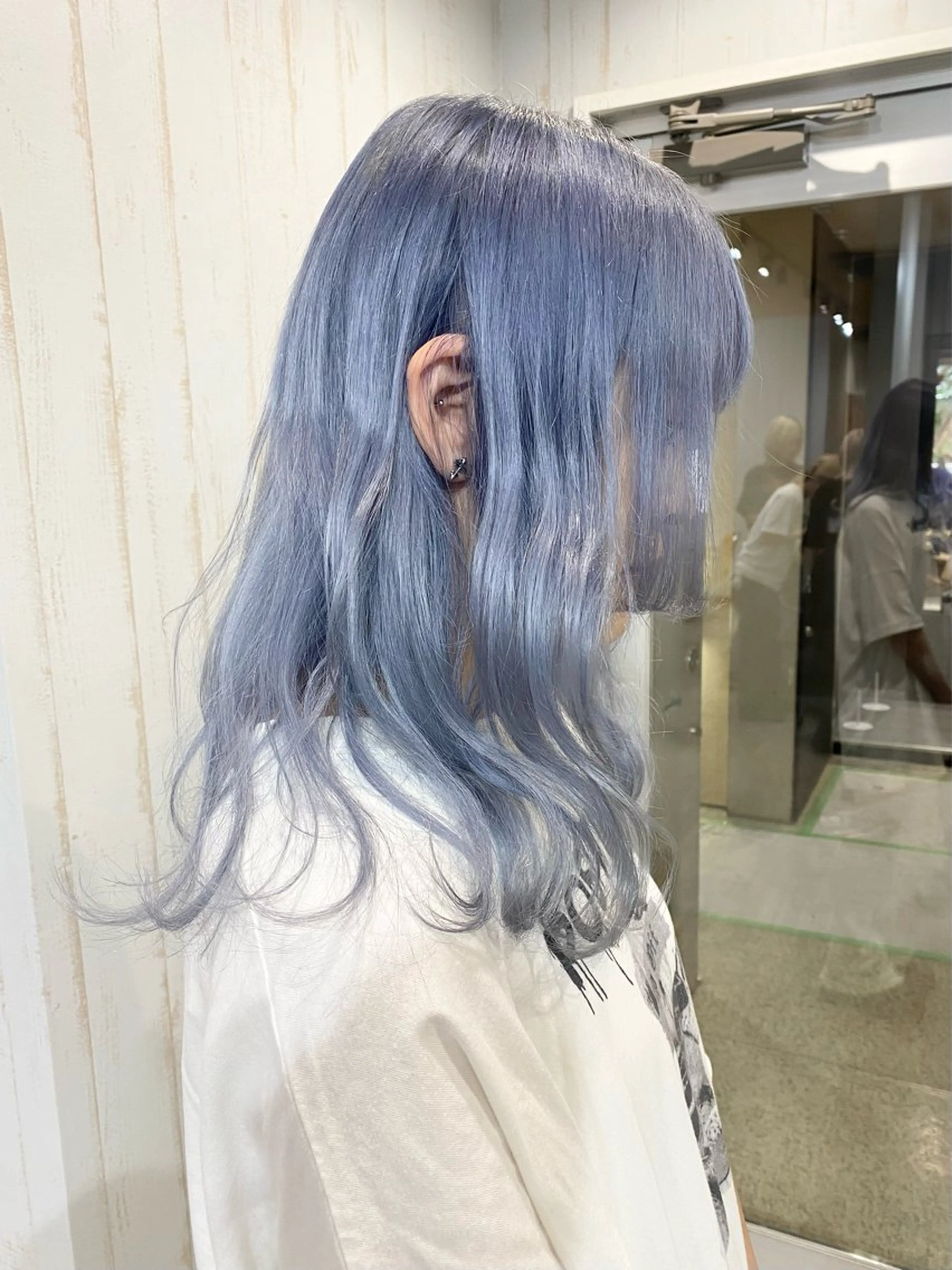 セミロング ヘアカラー ハイトーン💫 エクステ💫maiのヘアスタイル