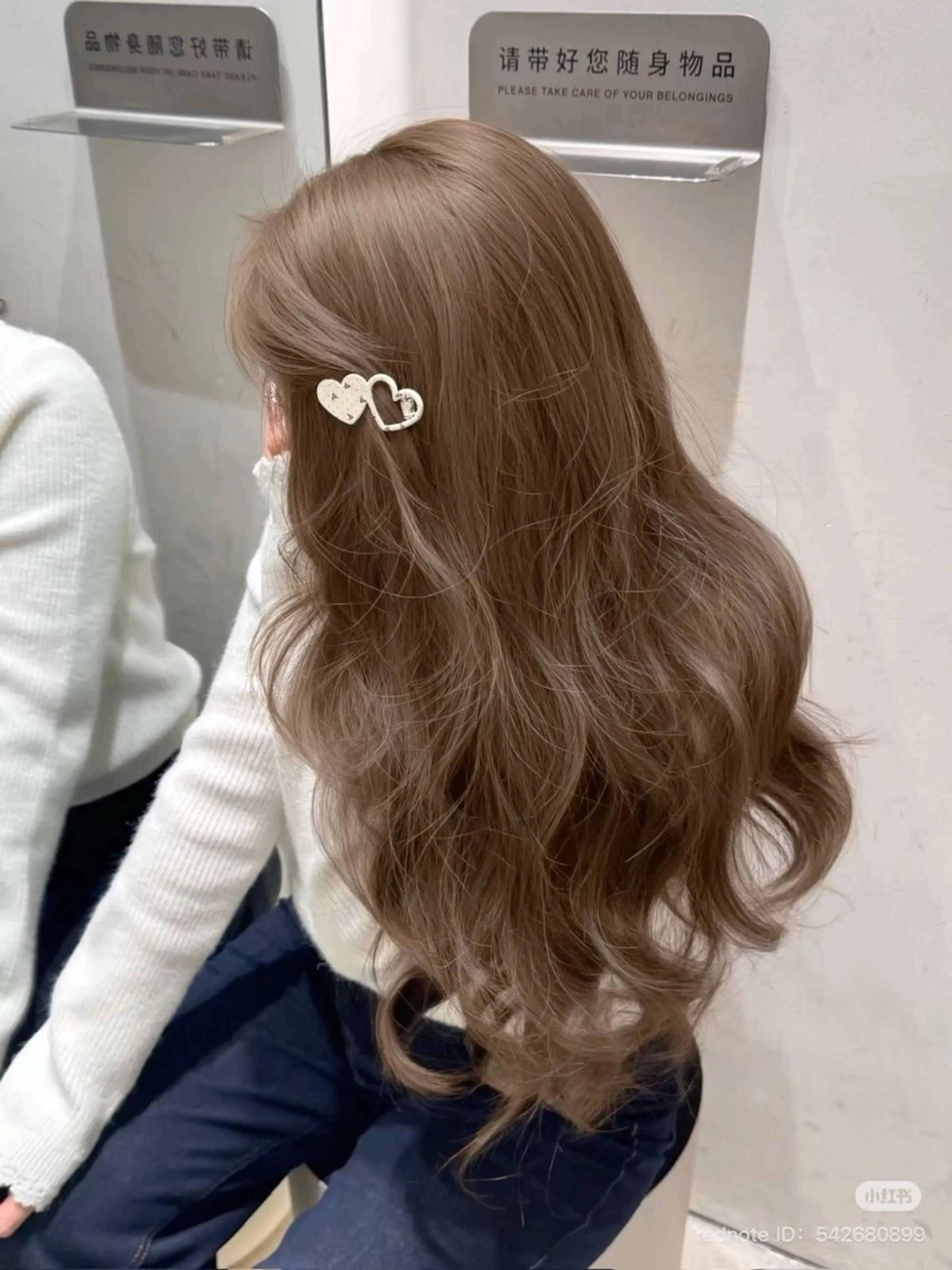 ロング カラー ベージュカラー ブリーチ 透明感カラー ダブルカラー ブリーチなしカラー ヘアカラー トリートメント 透明感カラー✨🩵 韓国ヘアkanatoのヘアスタイル