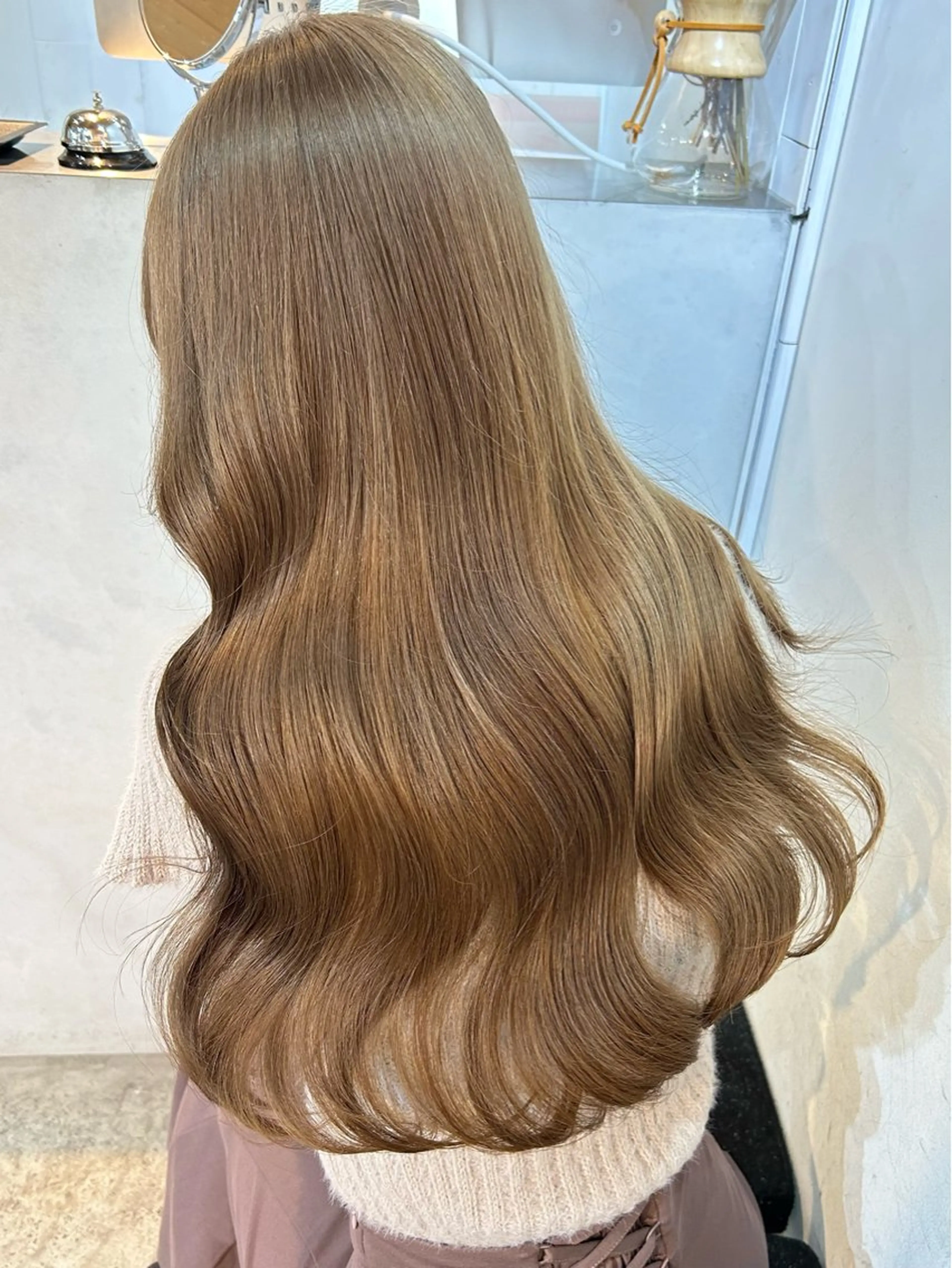 ロング カラー ベージュカラー ミルクティーベージュ カット ヘアカラー 🧸艶々韓国ヘア 🧁mizunaのヘアスタイル