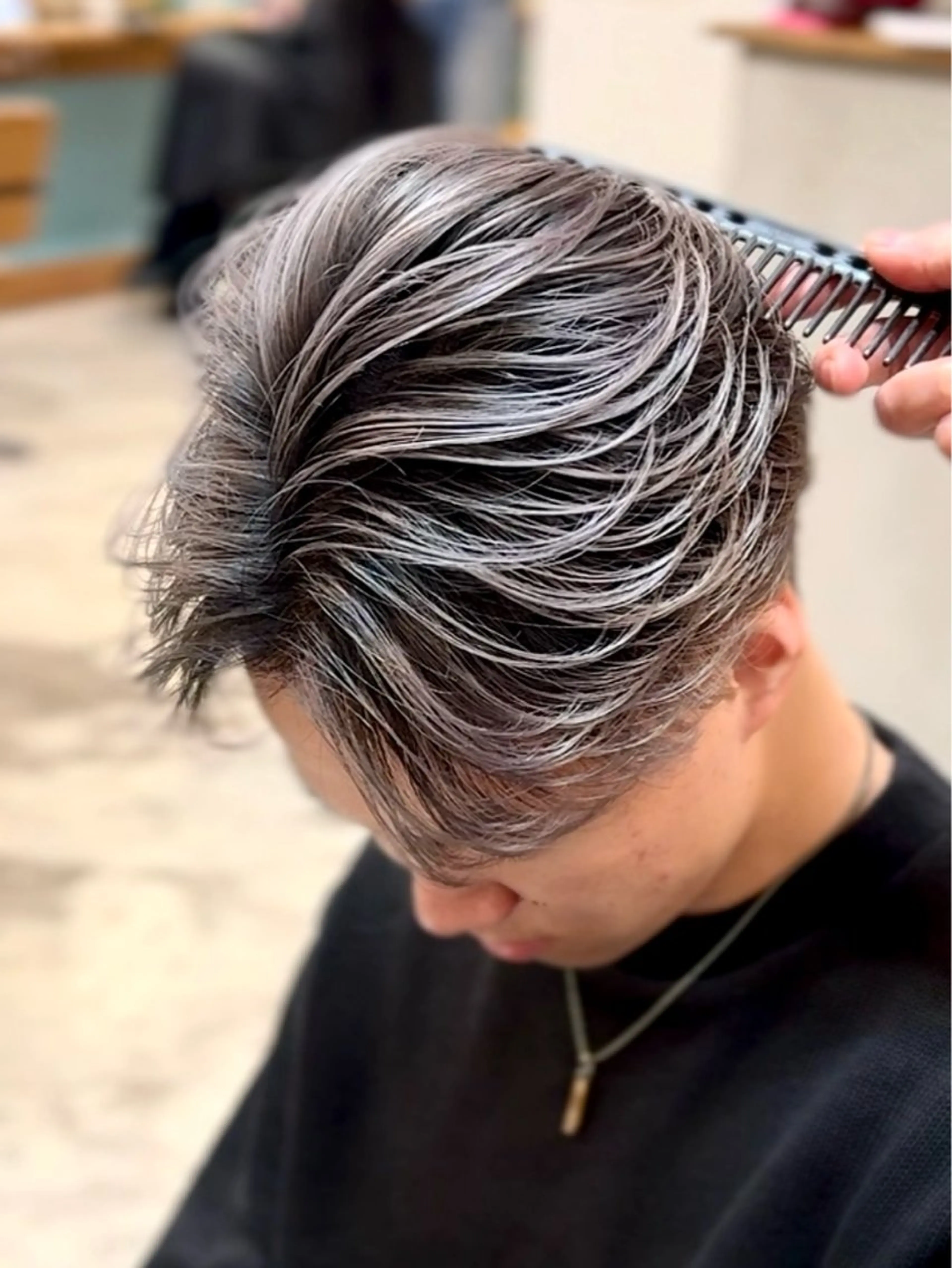 ショート メンズ メンズバレイヤージュ レイヤーカット カット ヘアカラー トリートメント バレイヤージュ/ シャドウルーツ/安室のヘアスタイル