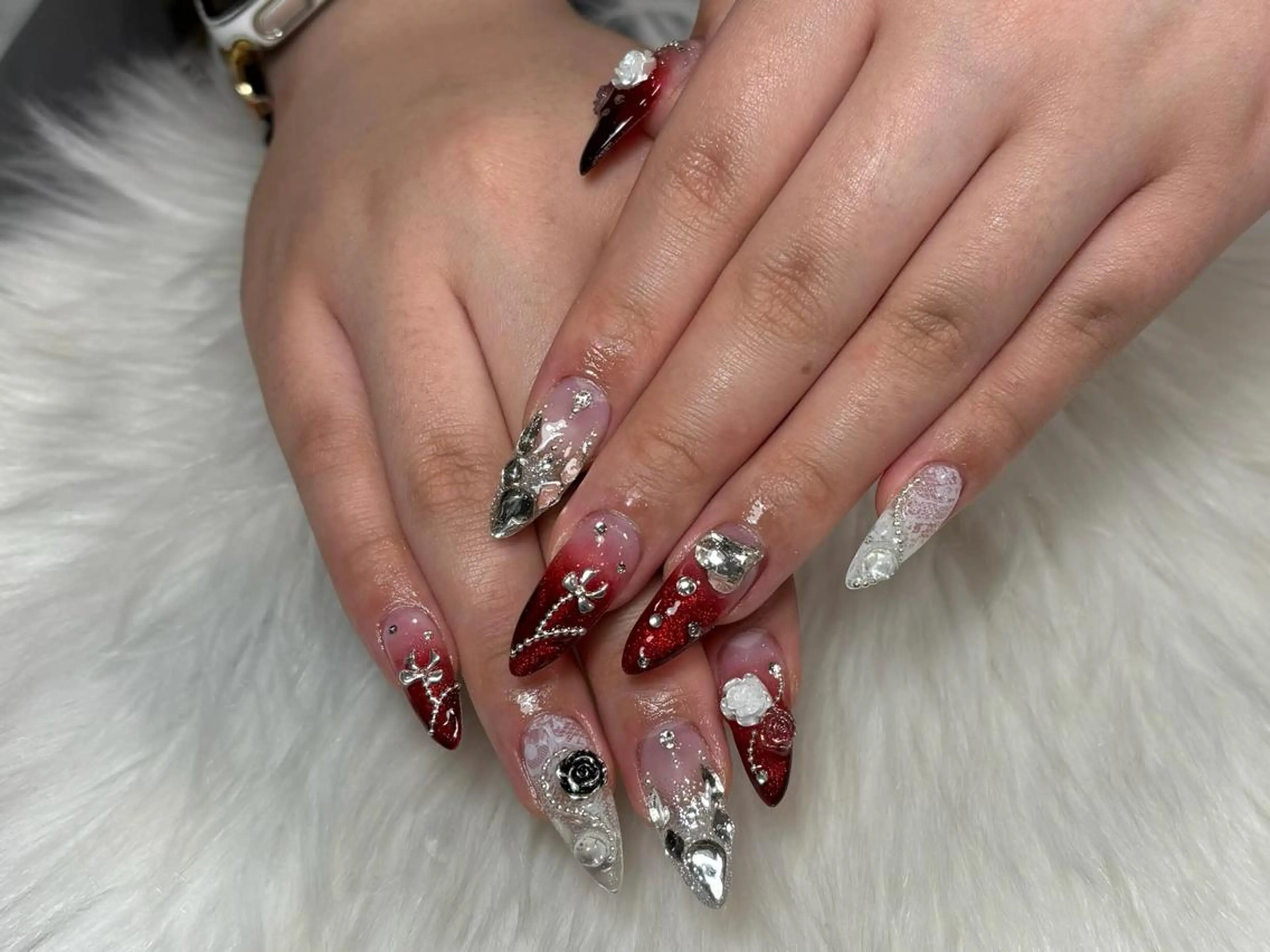 ネイル ❤️💛REBEST 京橋 nailのネイルデザイン