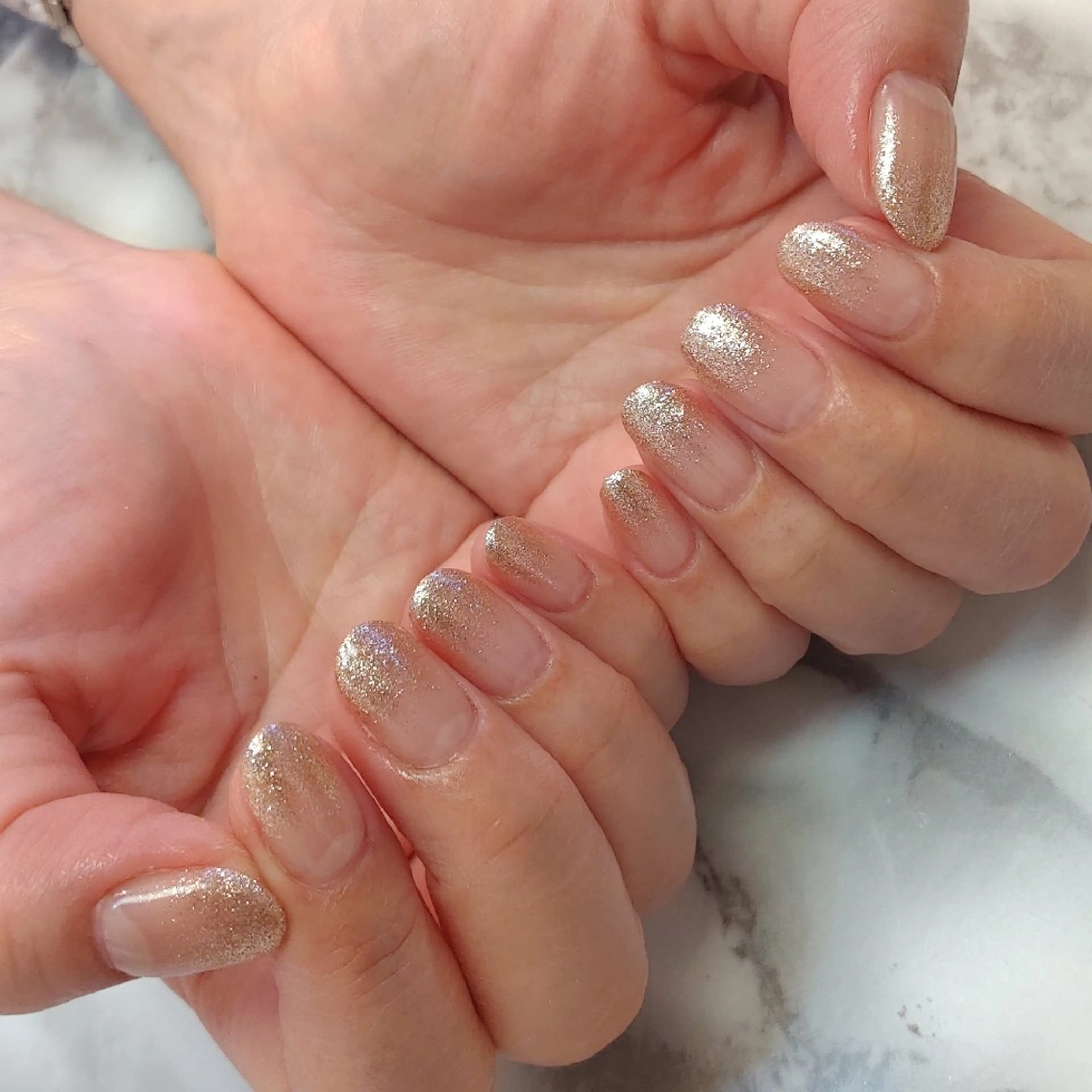 ネイル ラメ(グリッター) ラメグラデーション ジェヌインネイル 河内のネイルデザイン