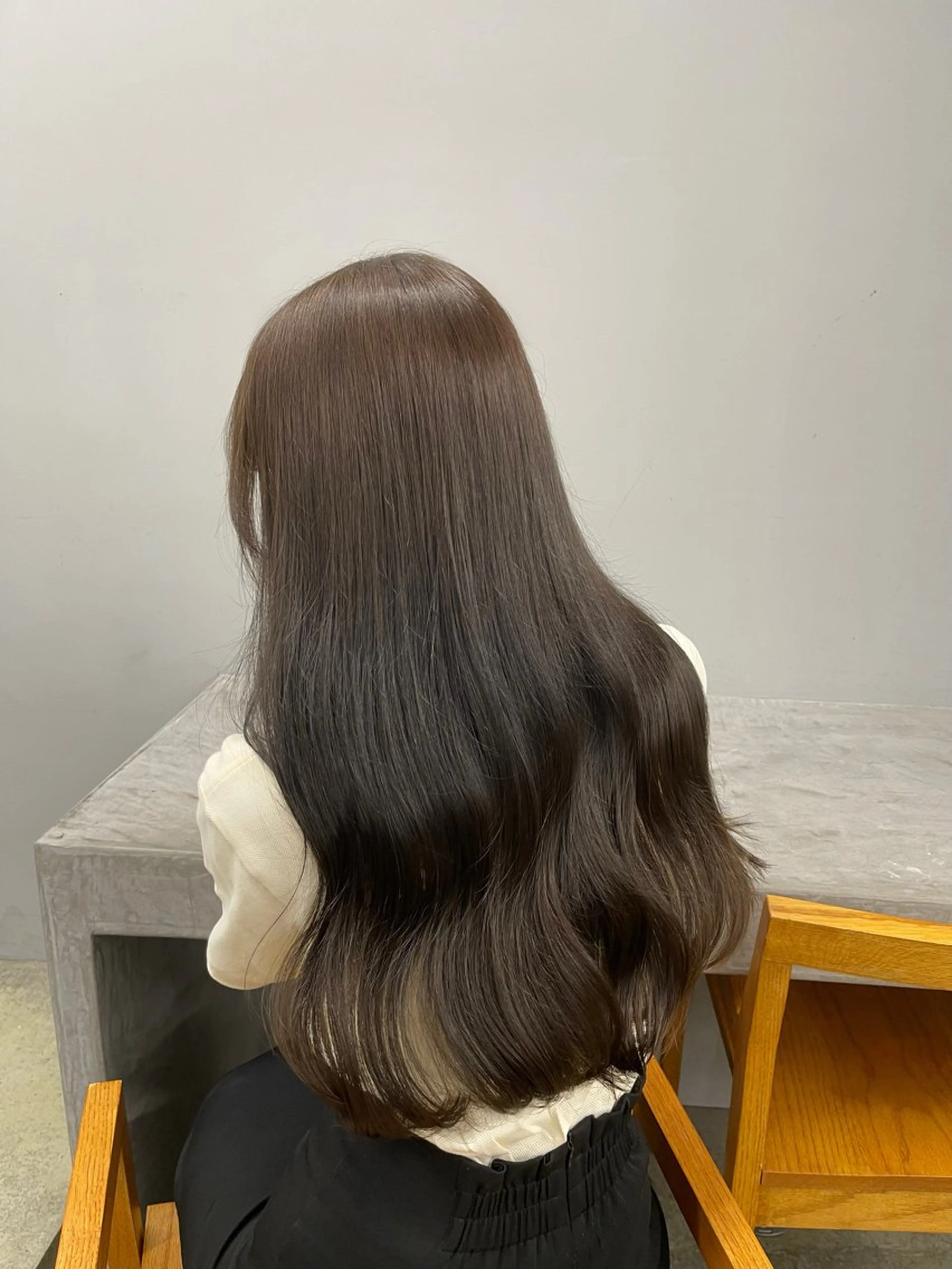 ロング カラー ヘアカラー トリートメント 愛莉/ラベンダー/ ベージュ/ブラウンのヘアスタイル