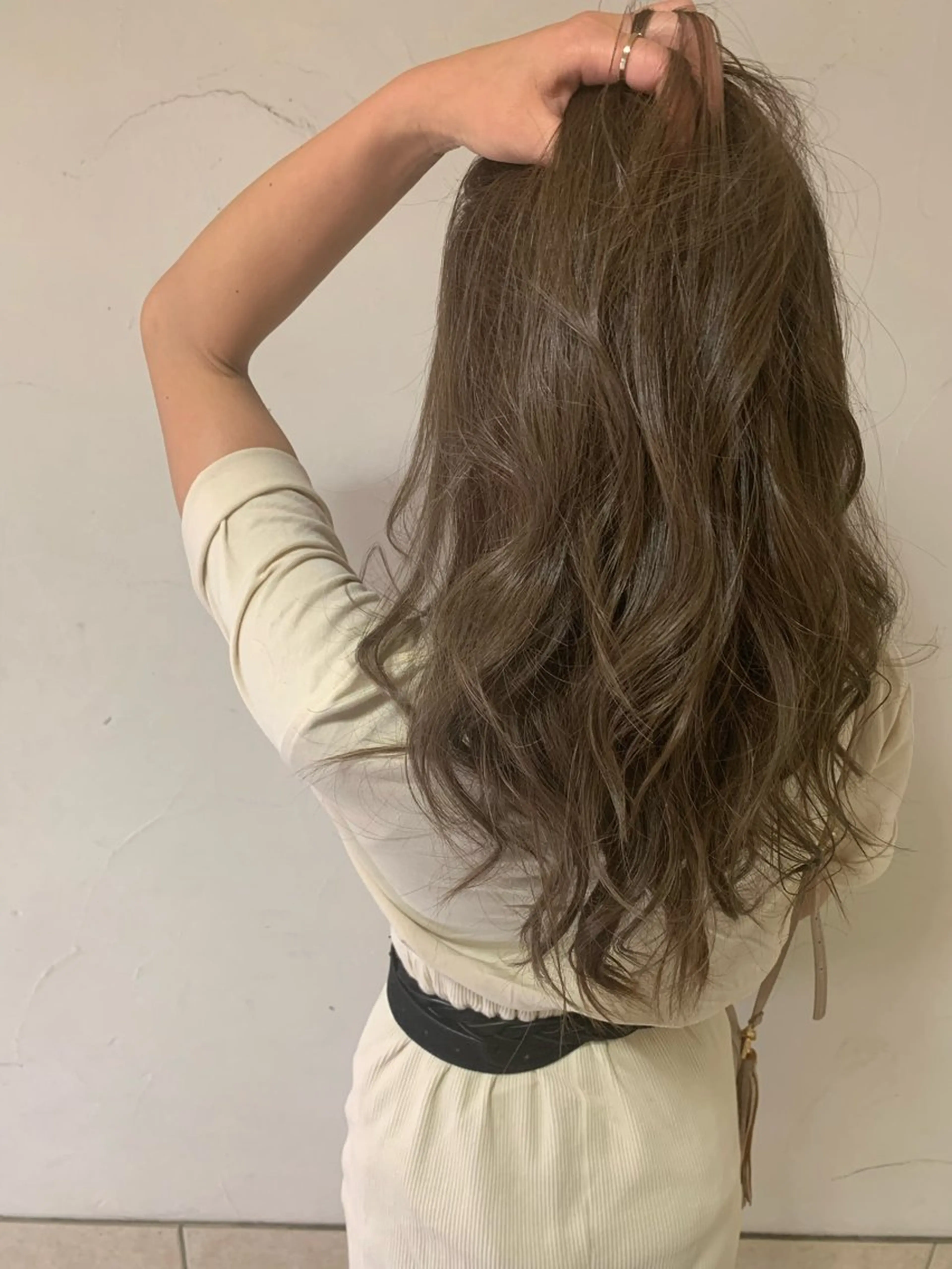 ロング ハイライト ヘアカラー Connect Rumiのヘアスタイル