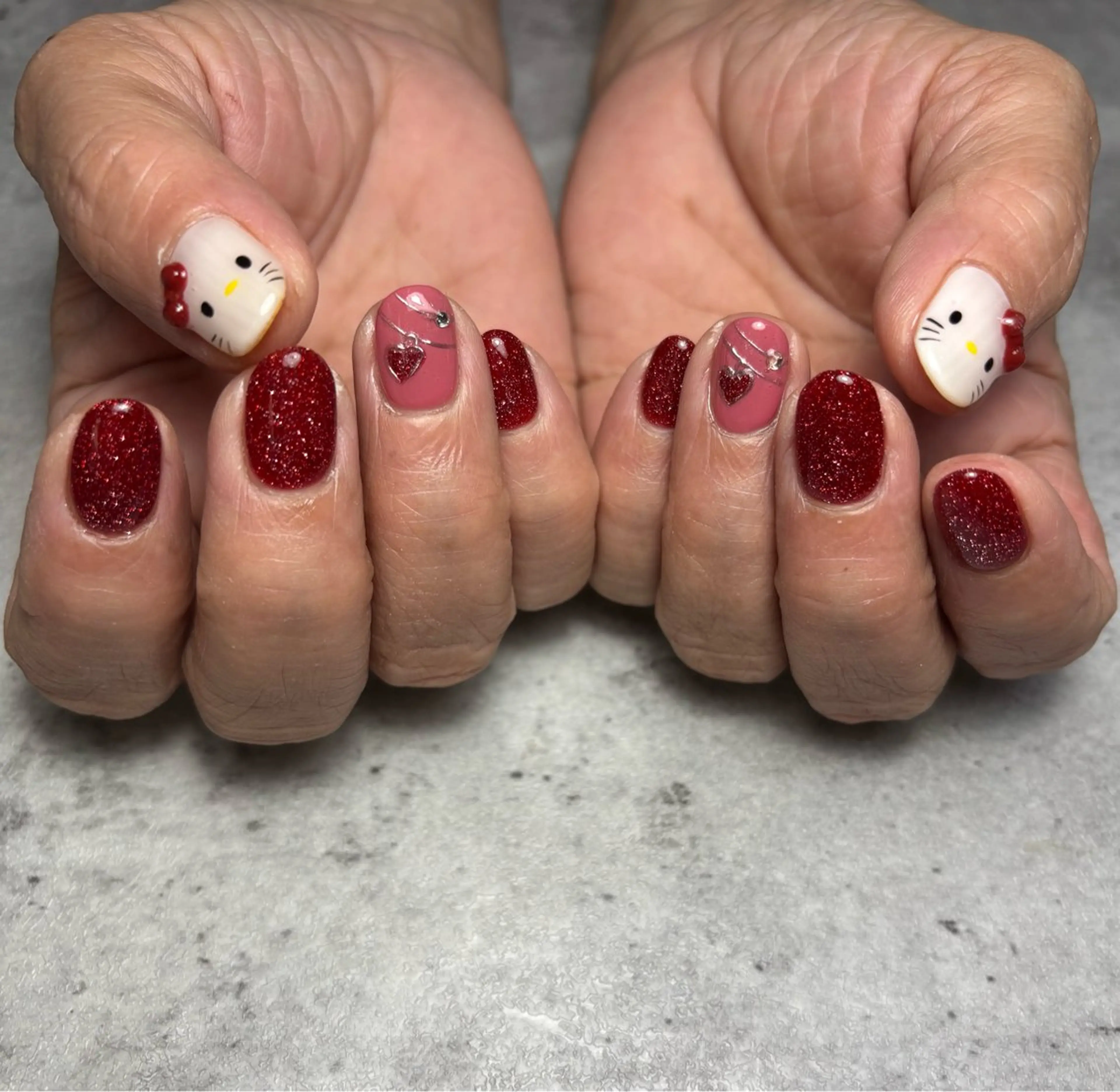 ネイル ハンドネイル 大東市ネイルサロン 【KYURA】ｷｭﾗのネイルデザイン