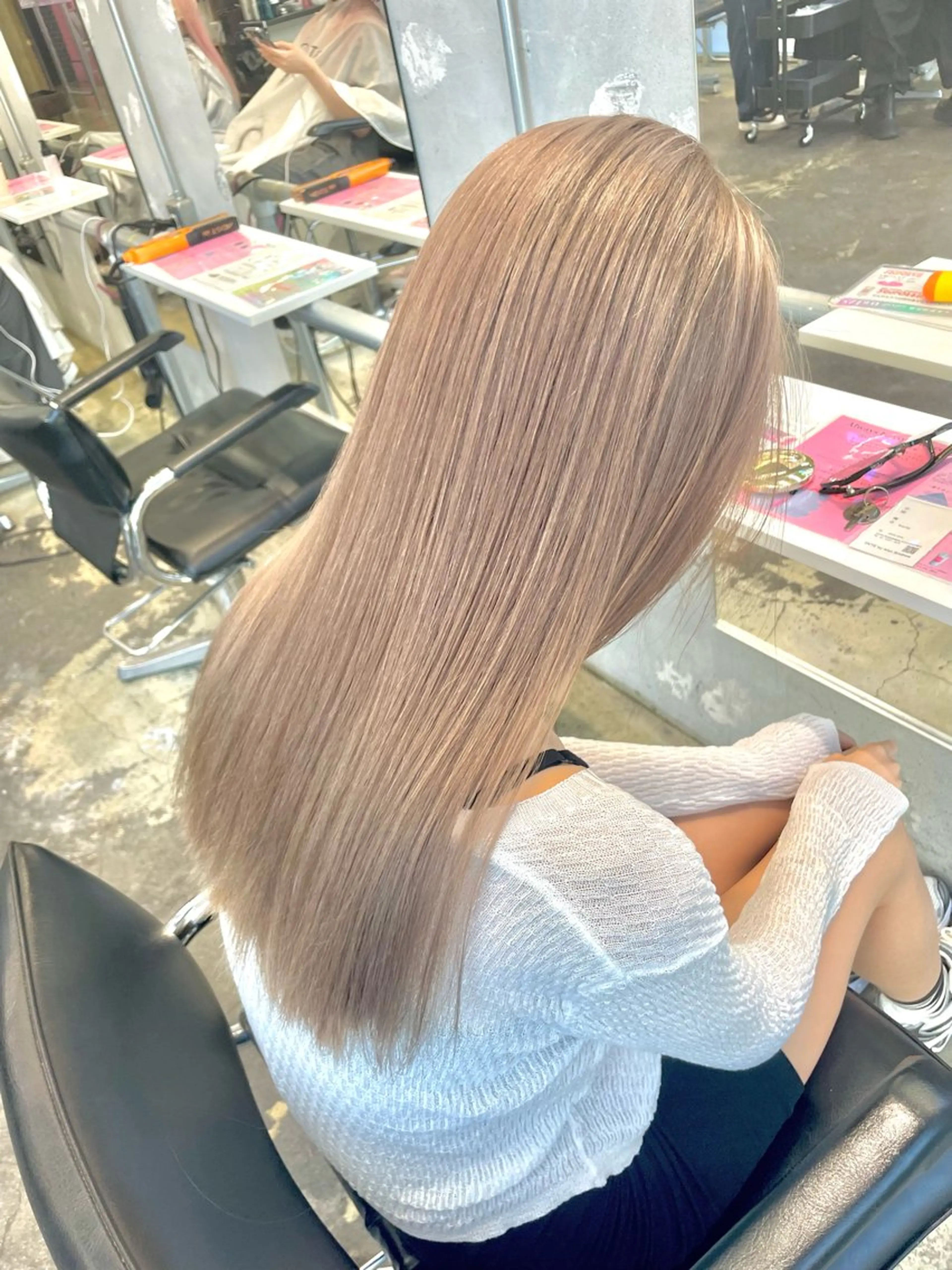 ロング カラー カット ヘアカラー エクステ ザクザクレイヤー 🍀/ブリーチ/小田のヘアスタイル