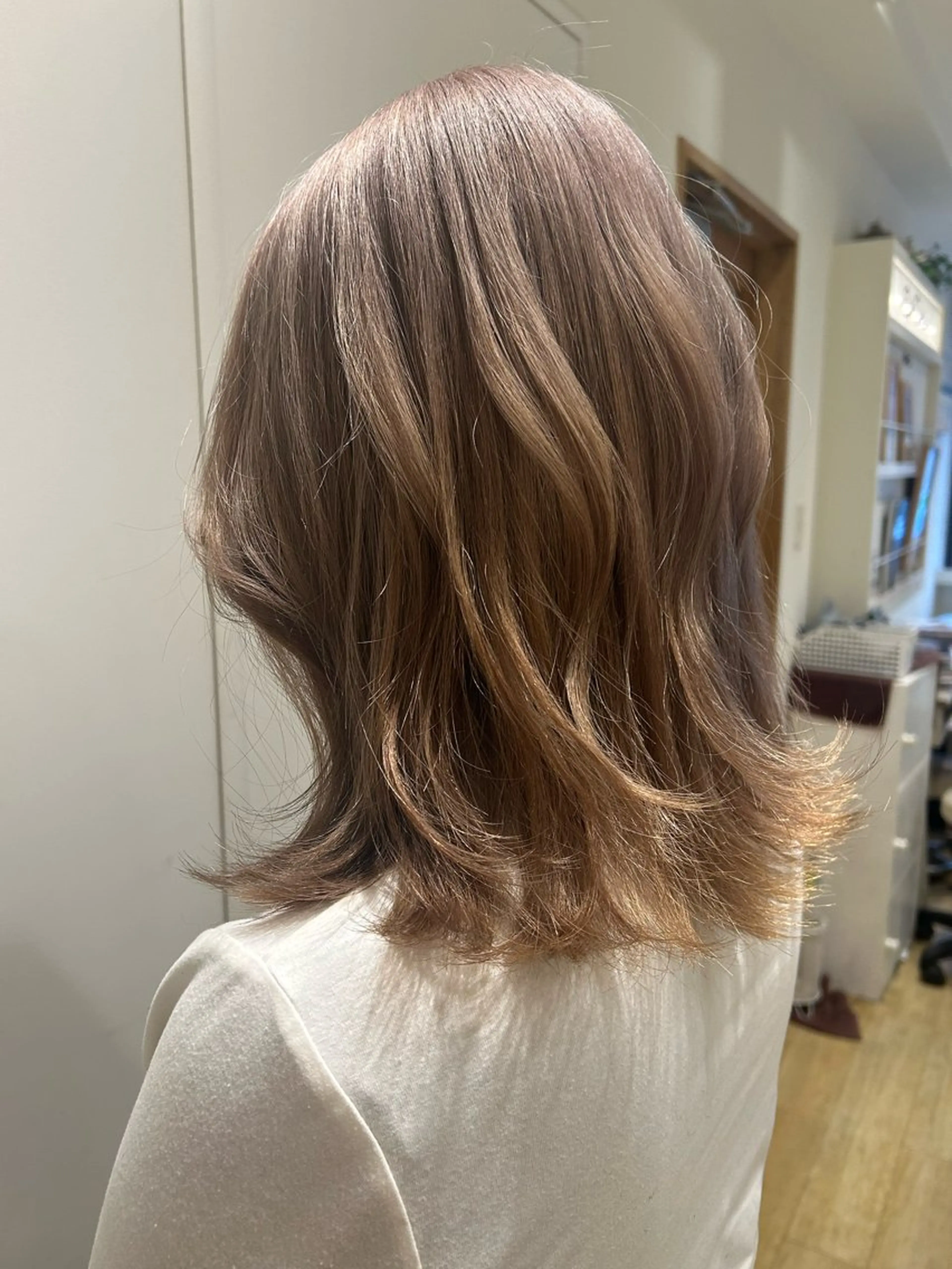 ミディアム ヘアカラー kawabe maikoのヘアスタイル