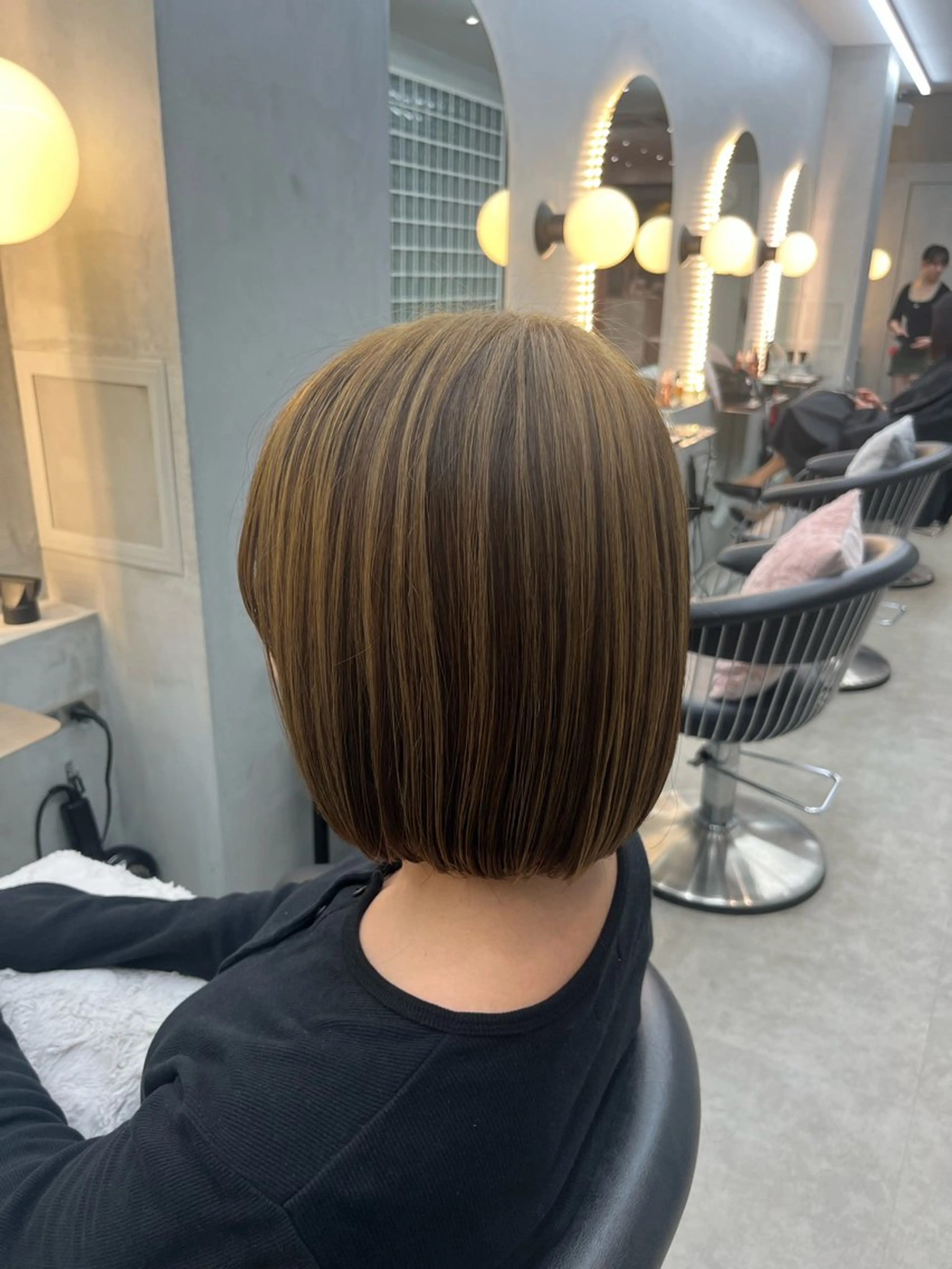 ショート カット ヘアカラー トリートメント Tiktok5.8 万人🔥HAOのヘアスタイル