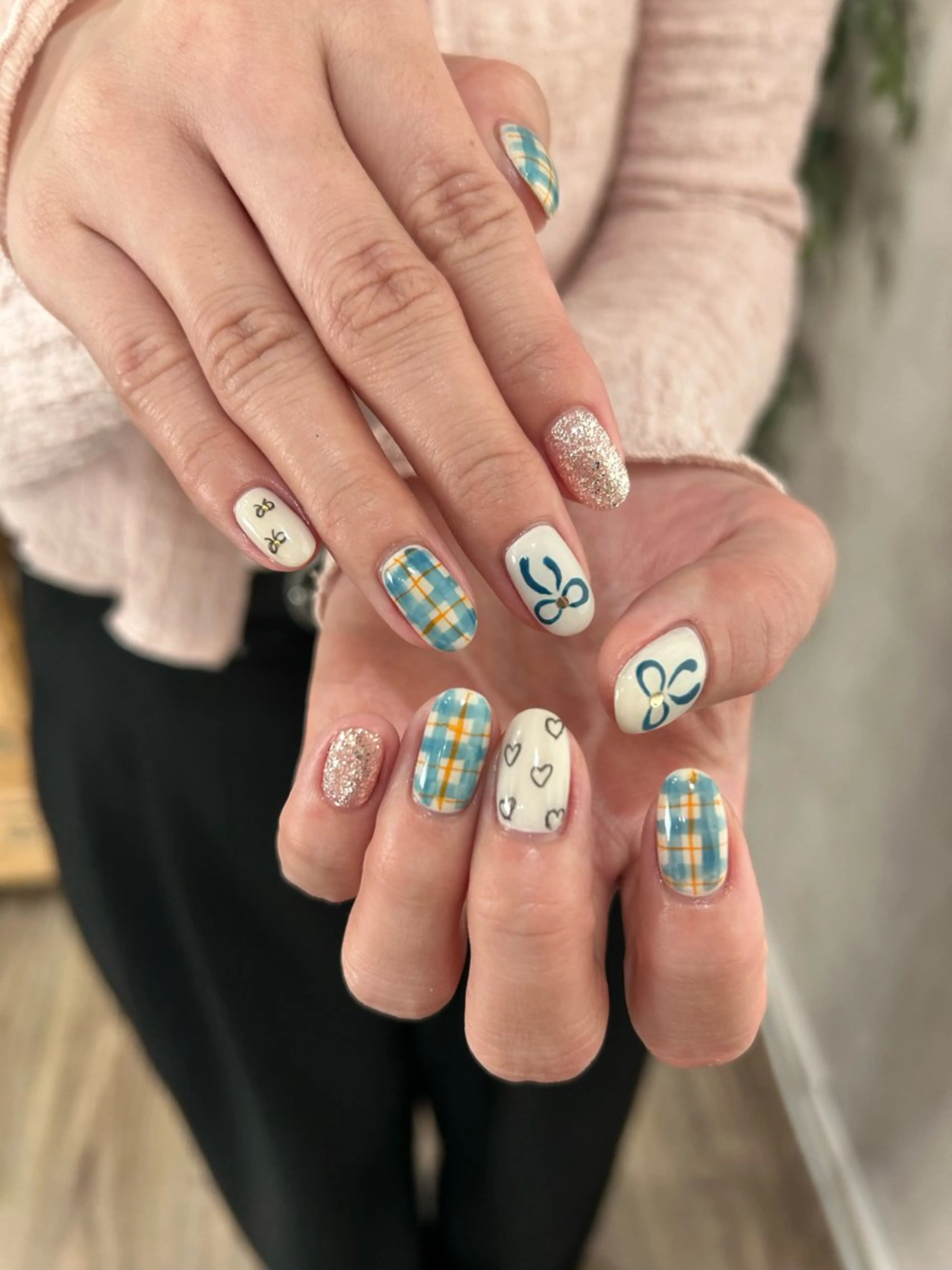 ネイル ハンドネイル MONICA_ HANEのネイルデザイン