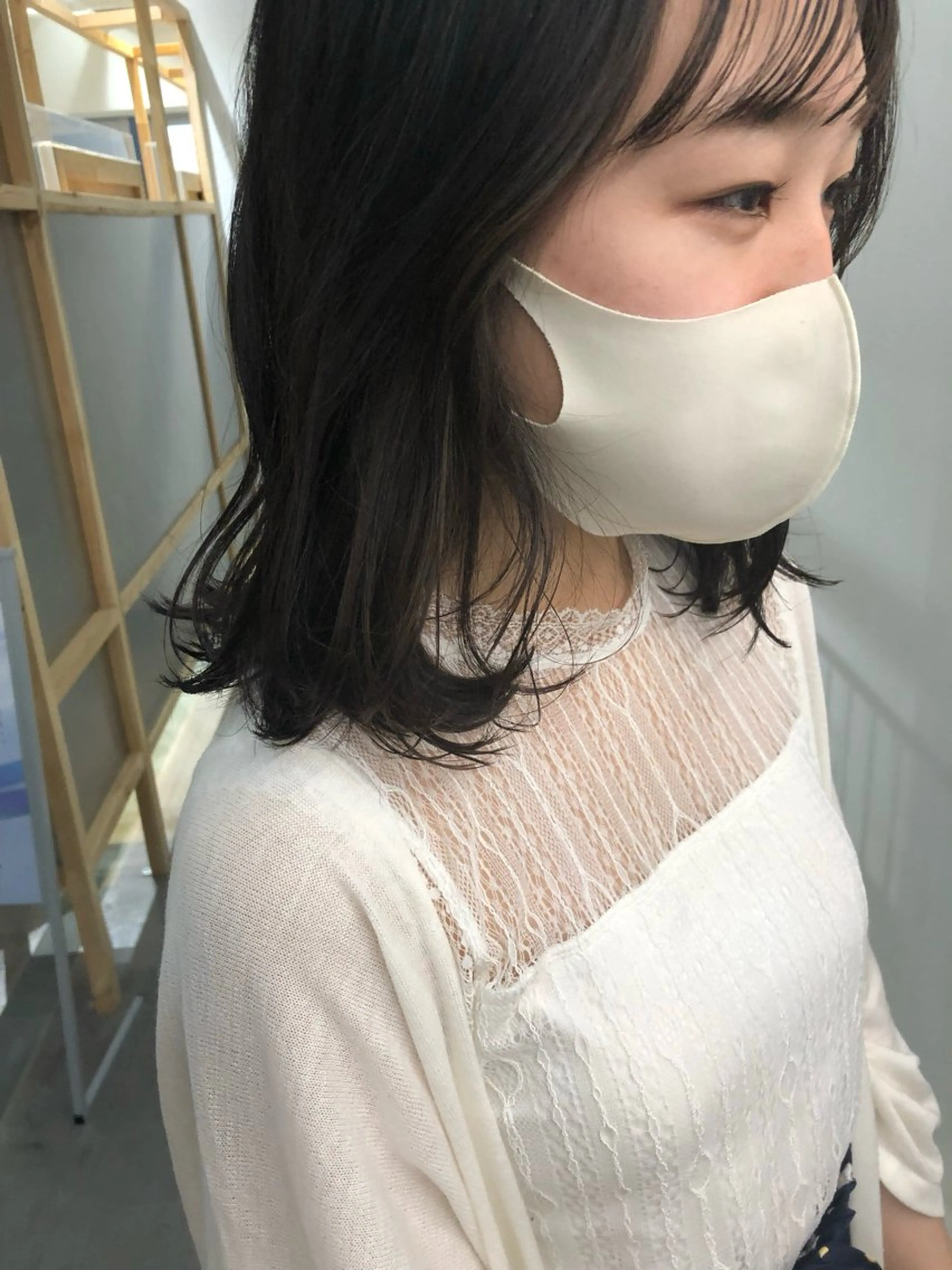カラー ダークグレー 伊藤 由季のヘアスタイル