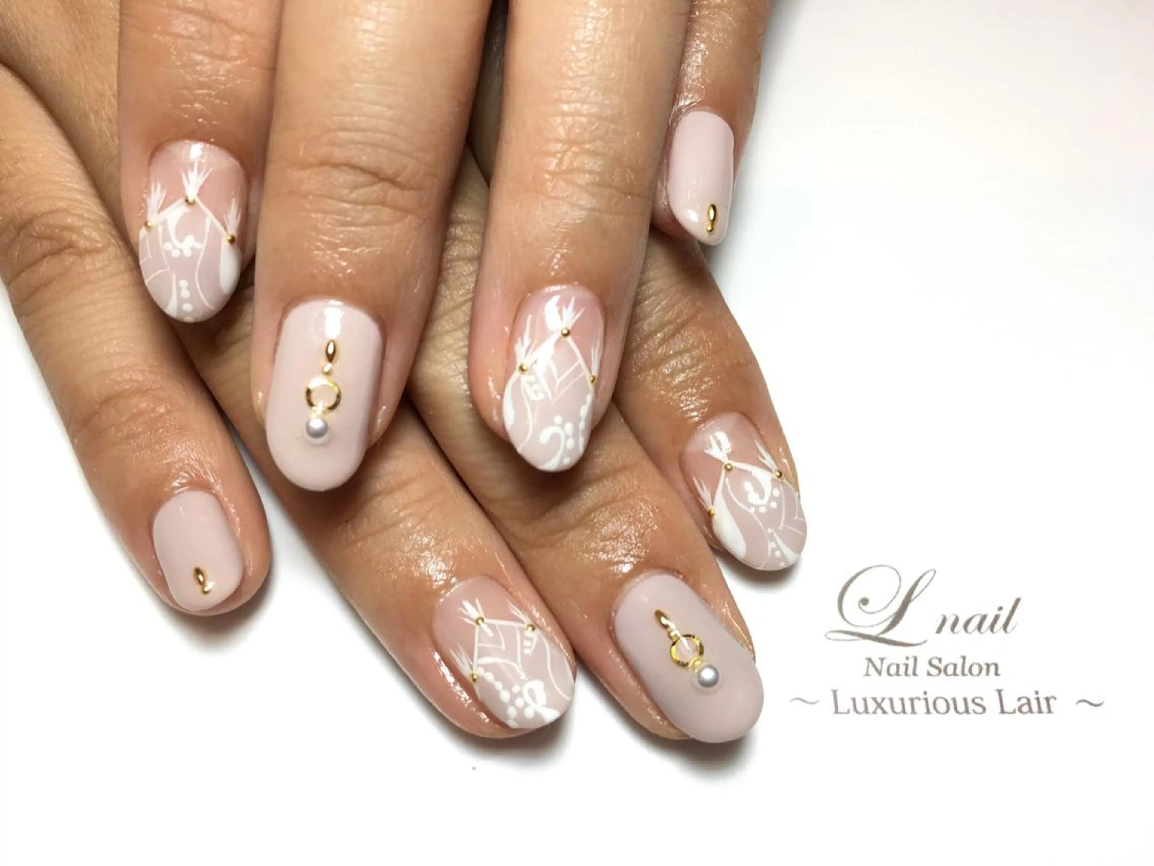 ネイル Li'leaNail AINAのネイルデザイン