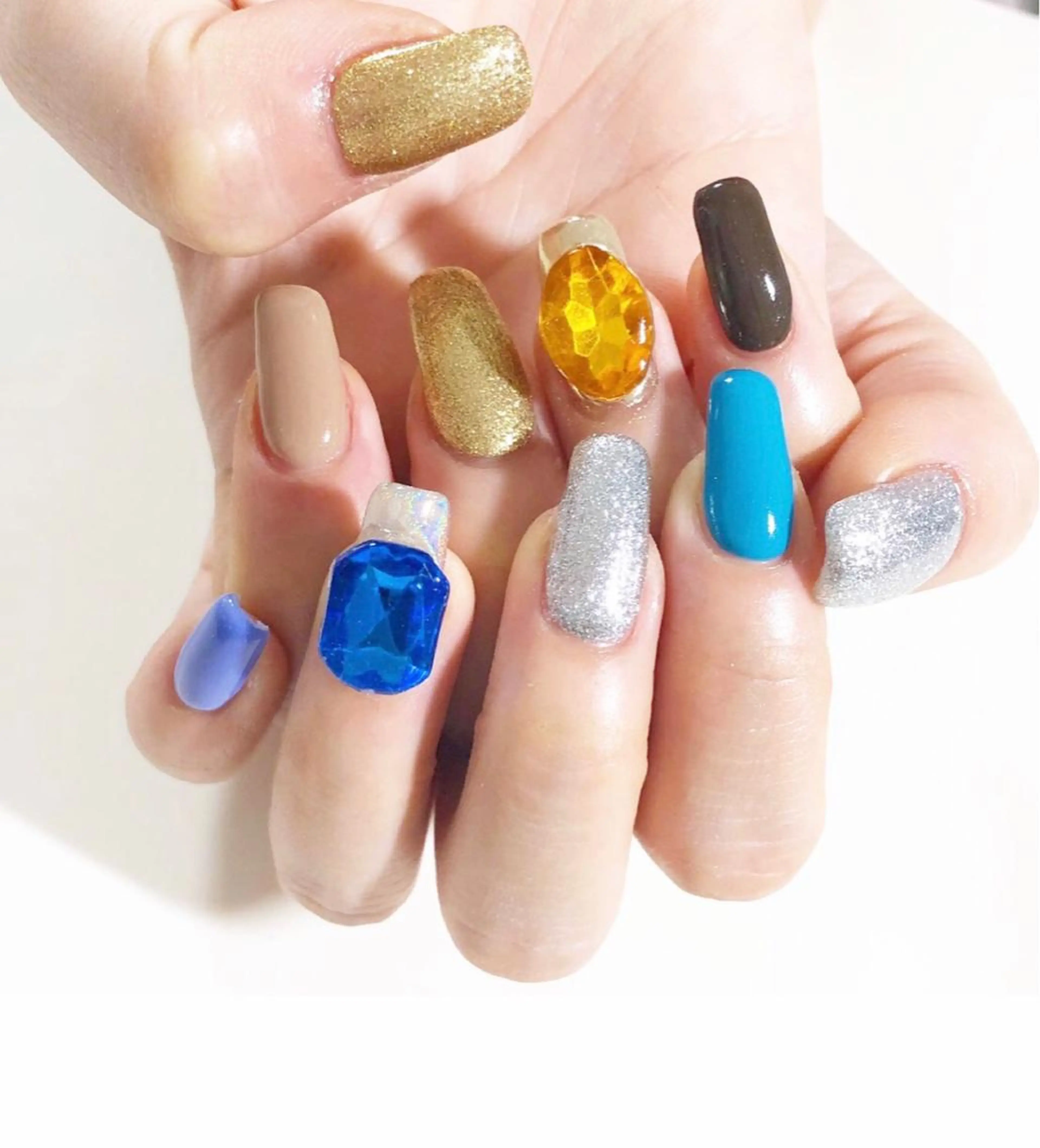 ネイル amour 川崎店のネイルデザイン