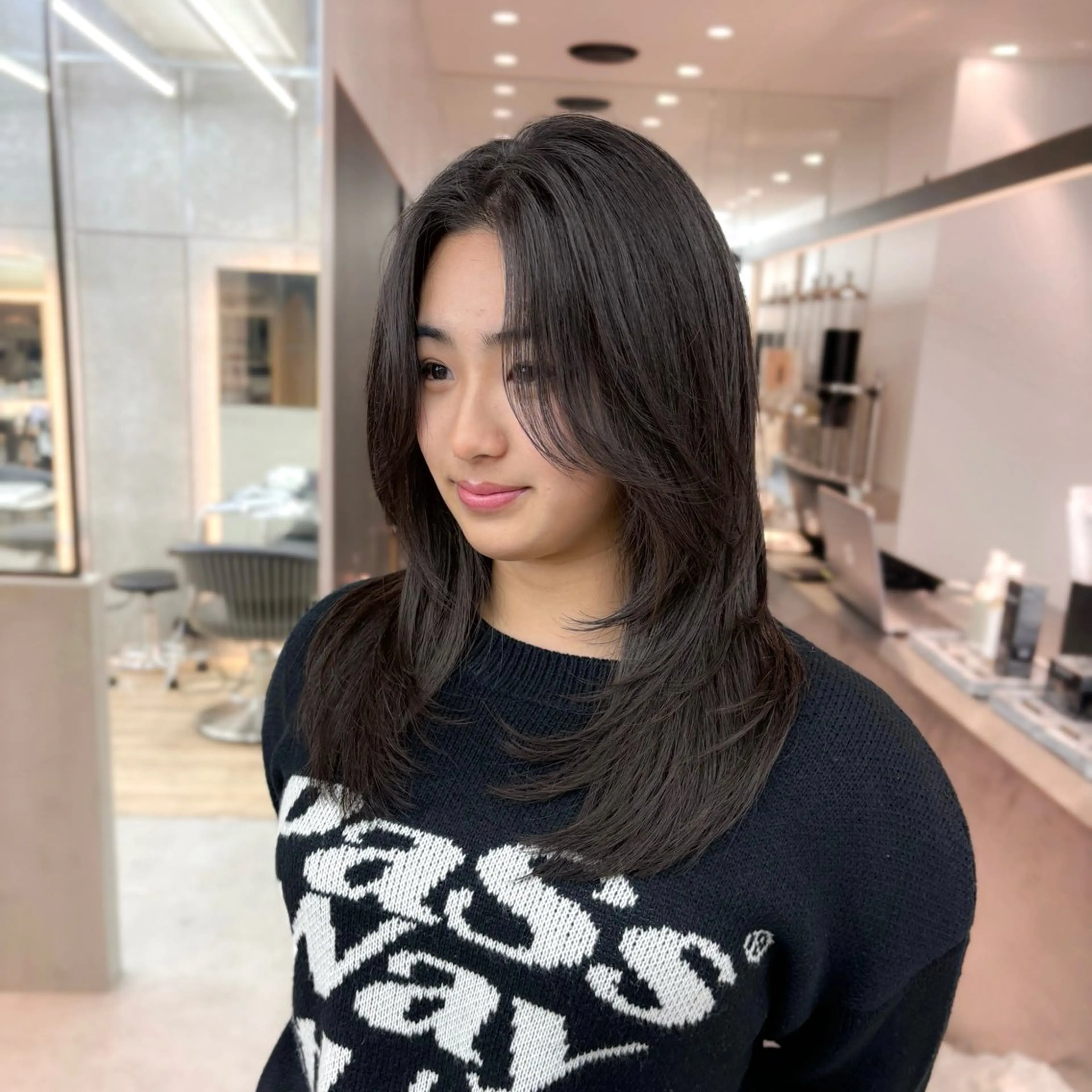 セミロング カット ヘアカラー トリートメント 髪質改善/縮毛矯正/ 韓国ヘア/矢野のヘアスタイル