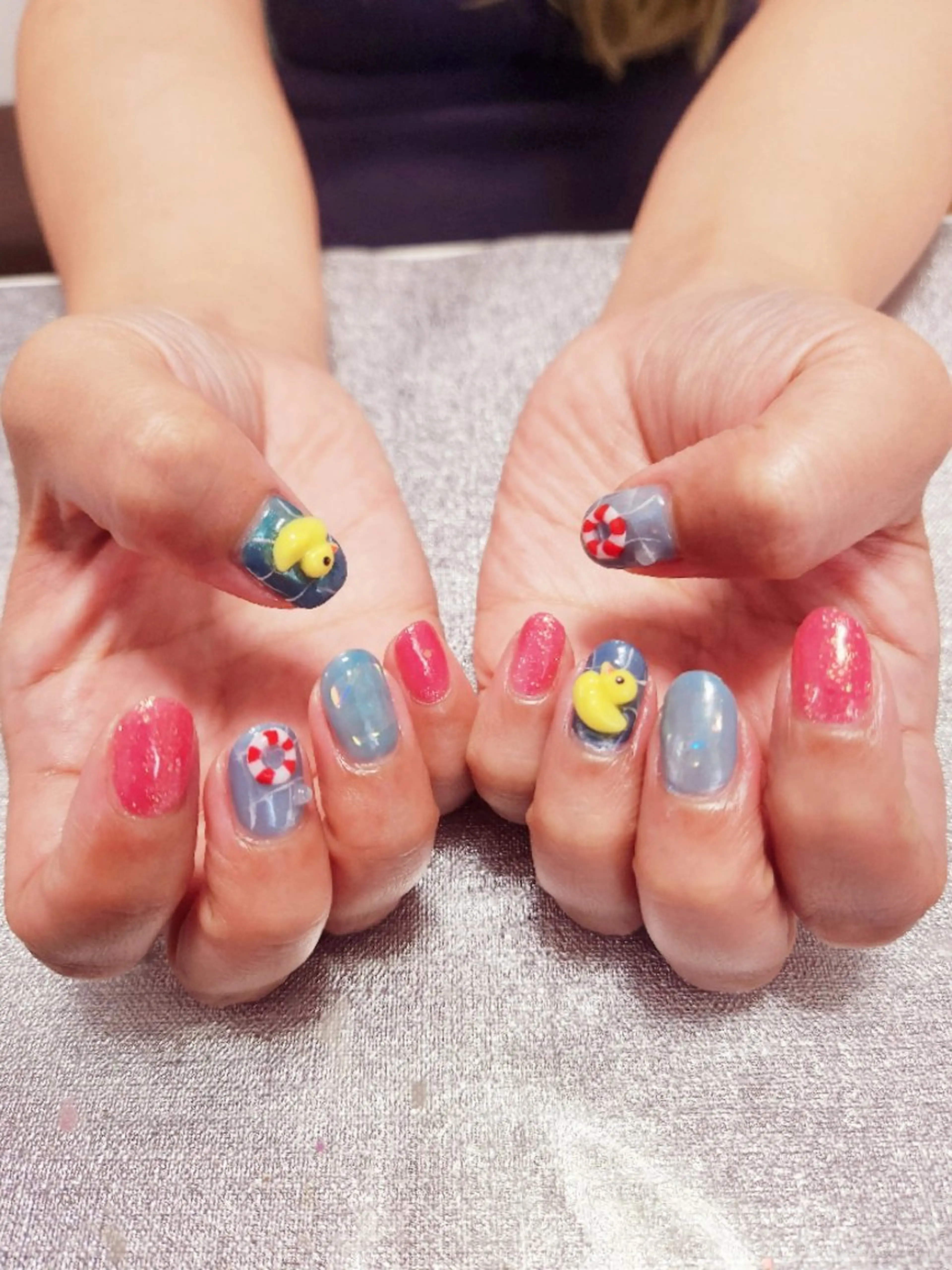 ネイル 持ち込み ハンドネイル 鈴木 憂維のネイルデザイン