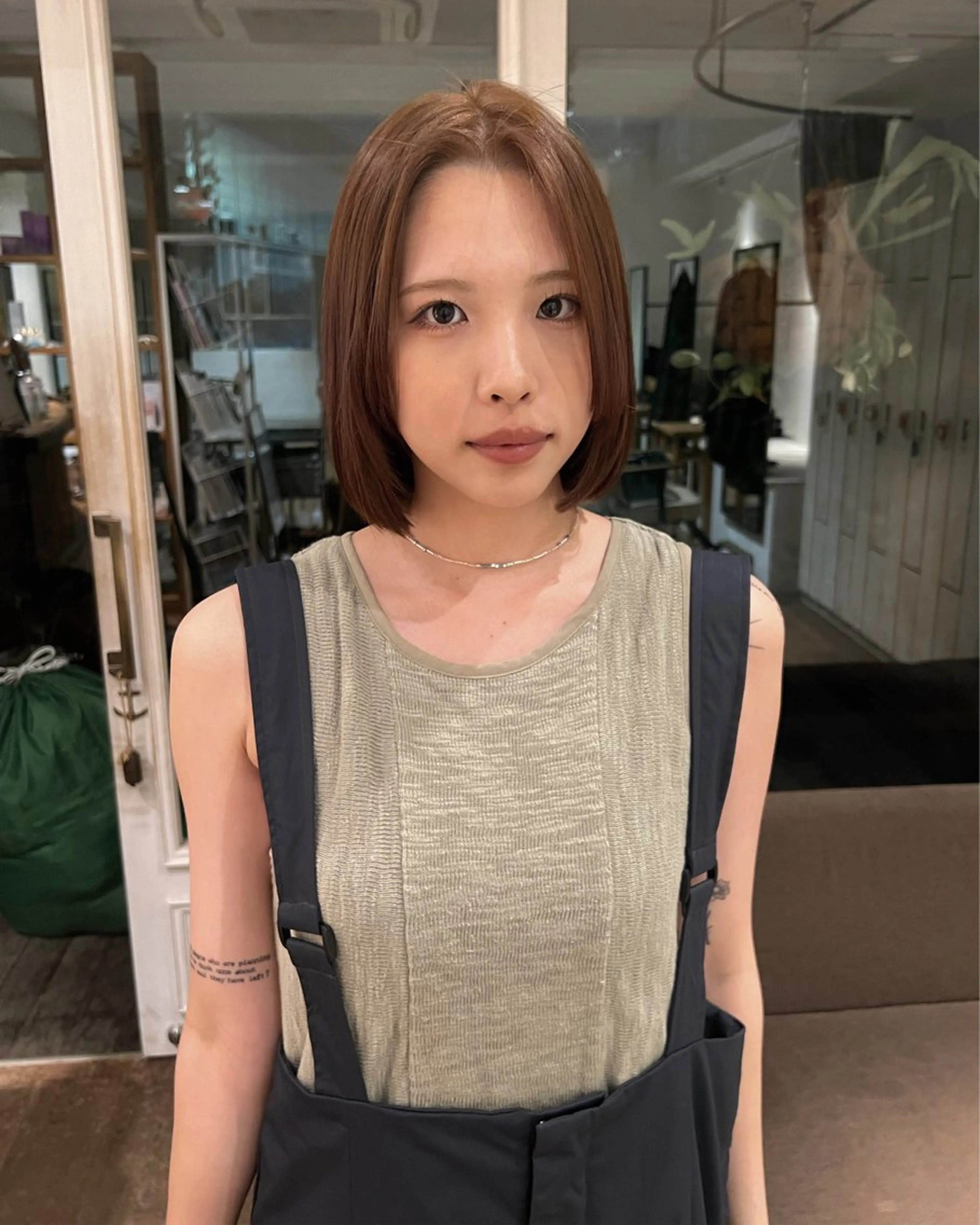 ミディアム カラー KNACK/天王寺 美容室/レイヤーのヘアスタイル