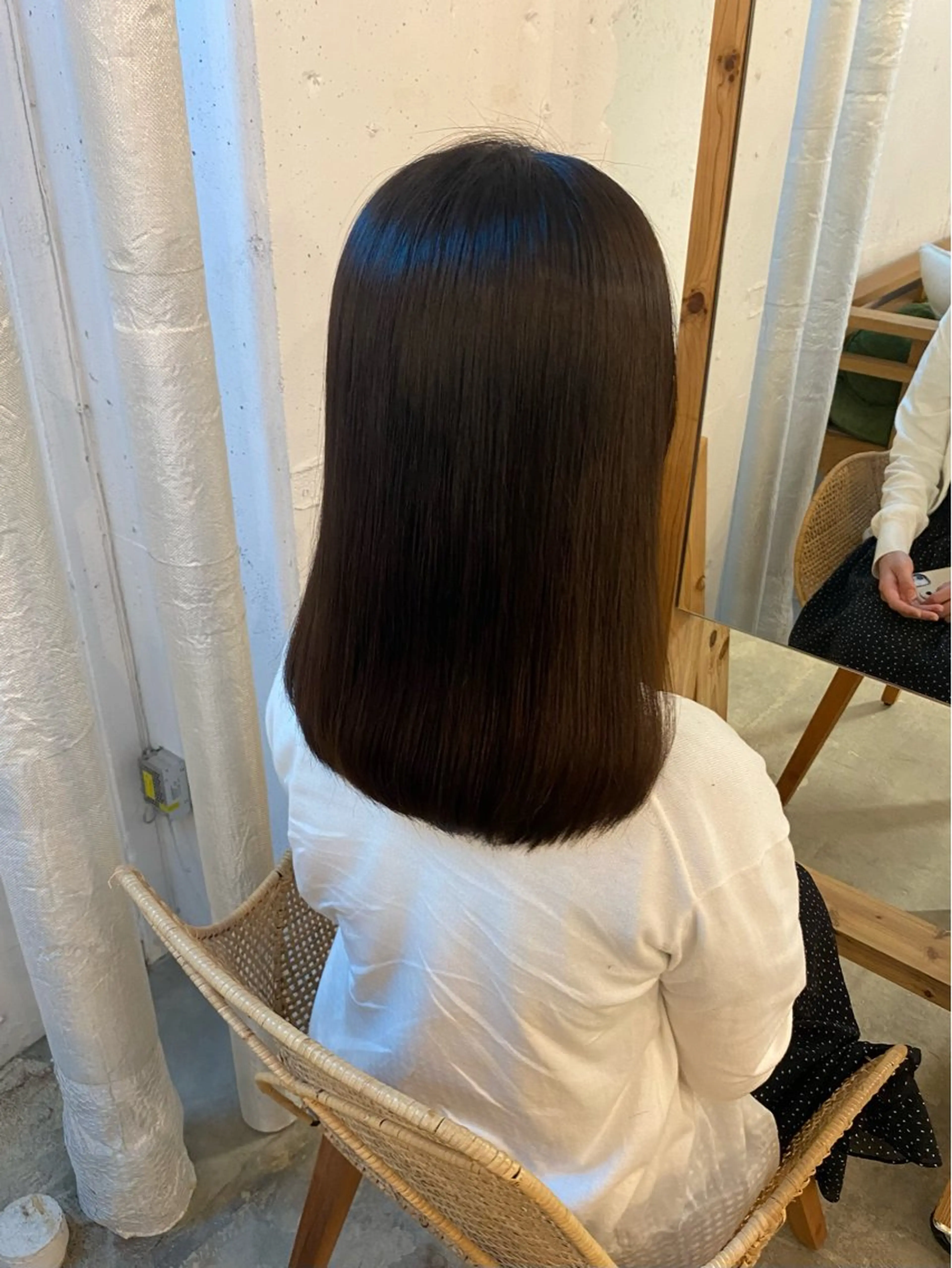 カラー 直木 絵美のヘアスタイル