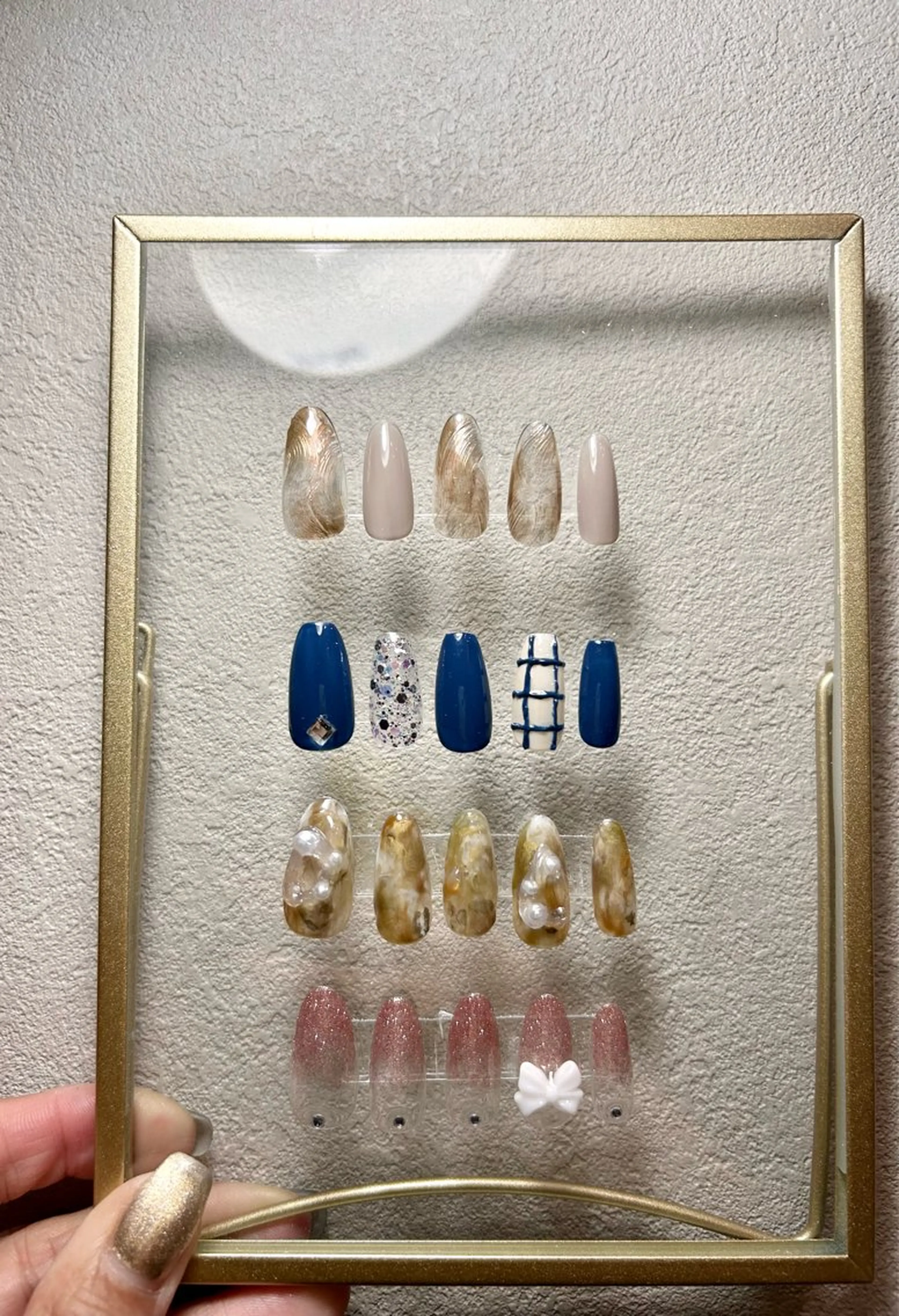 ネイル Adore nailのネイルデザイン
