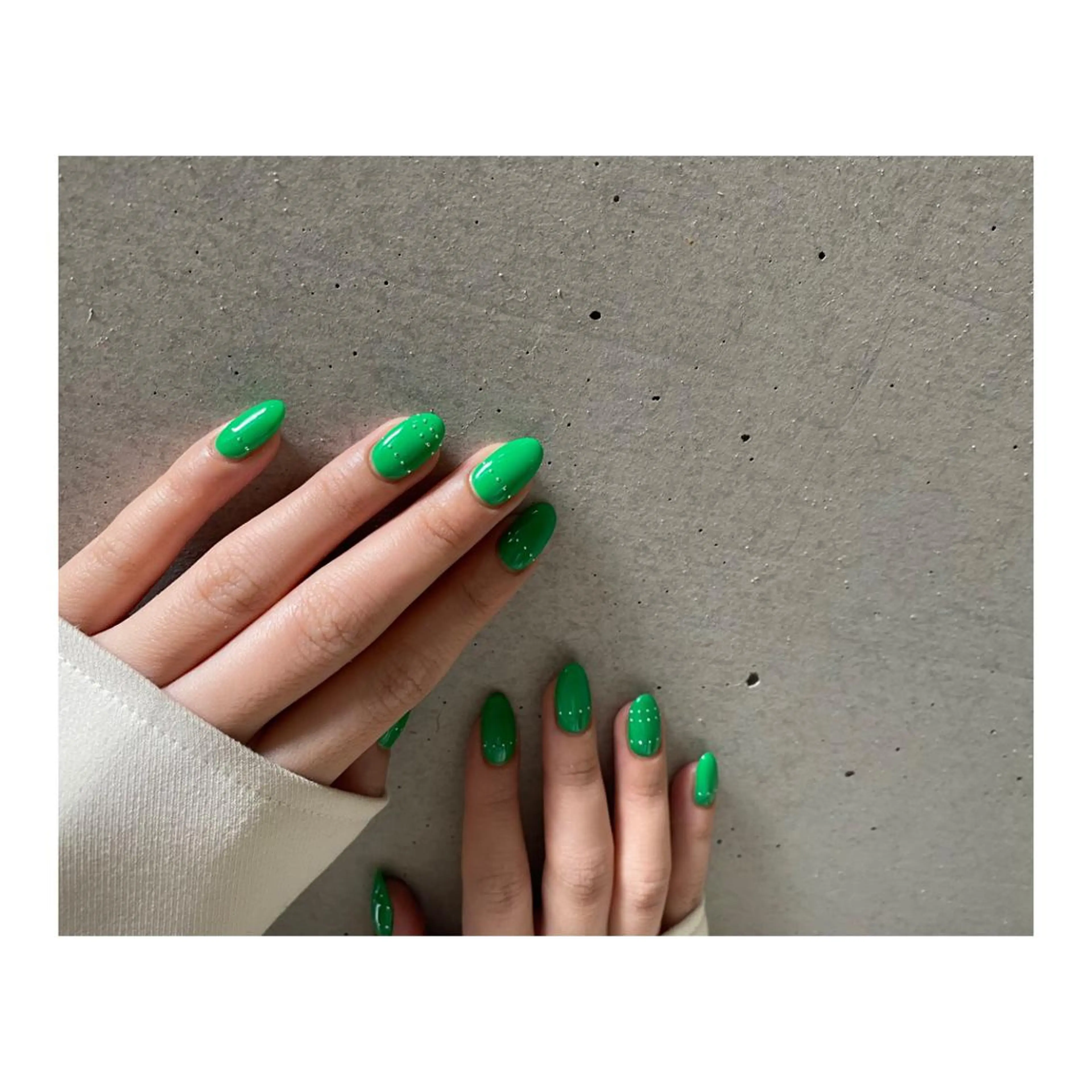 ネイル ハンドネイル TheNext Sinsaibasiのネイルデザイン